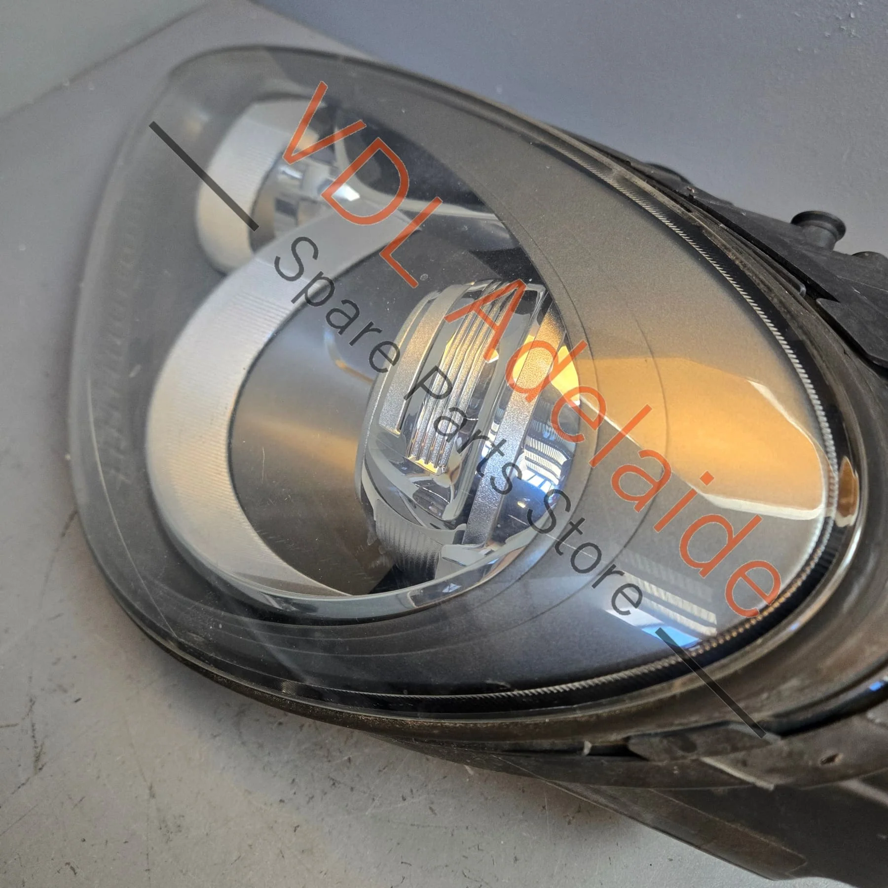 Porsche Cayenne 958 Left Xenon Headlight 95863117512 7P5941031S - Image 3