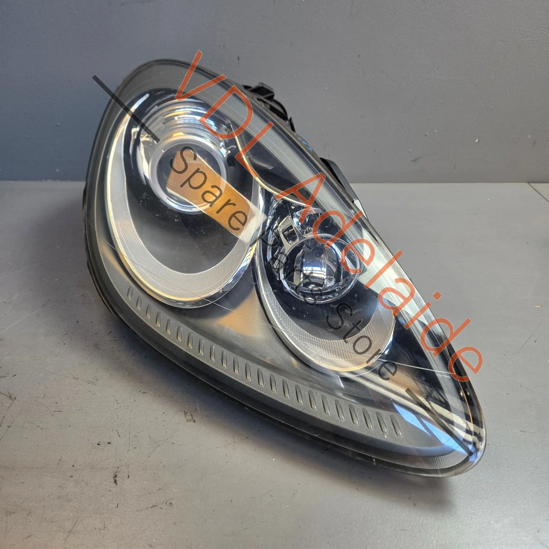 Porsche Cayenne 958 Right Xenon Headlight 95863117612 7P5941032S