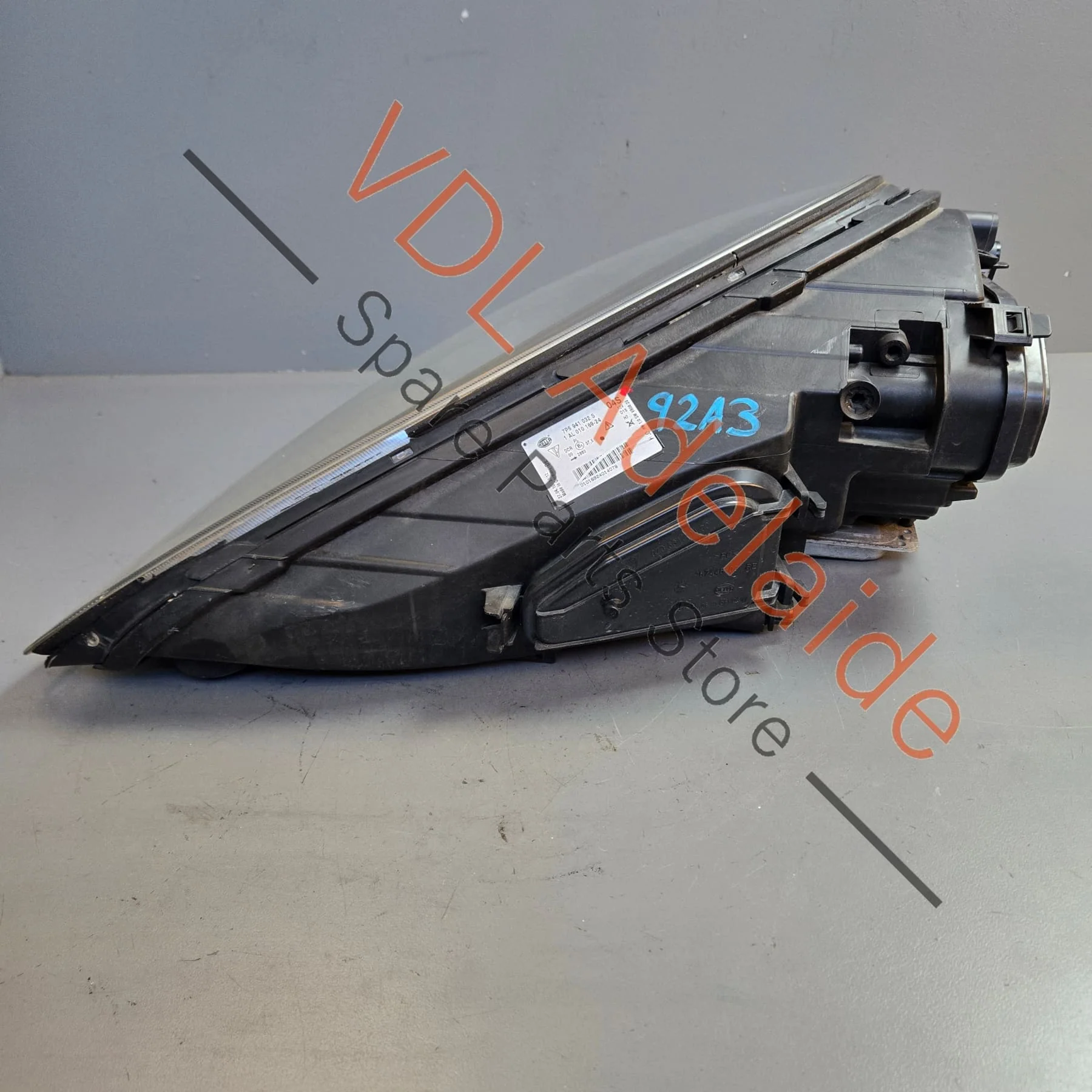Porsche Cayenne 958 Right Xenon Headlight 95863117612 7P5941032S - Image 7