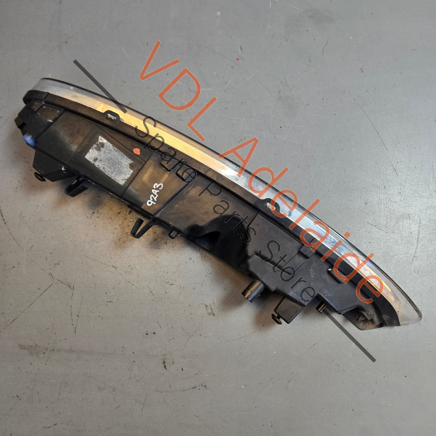 Genuine Porsche Cayenne 958 Left Lower DRL Additional Headlight 95863118100 - Image 4