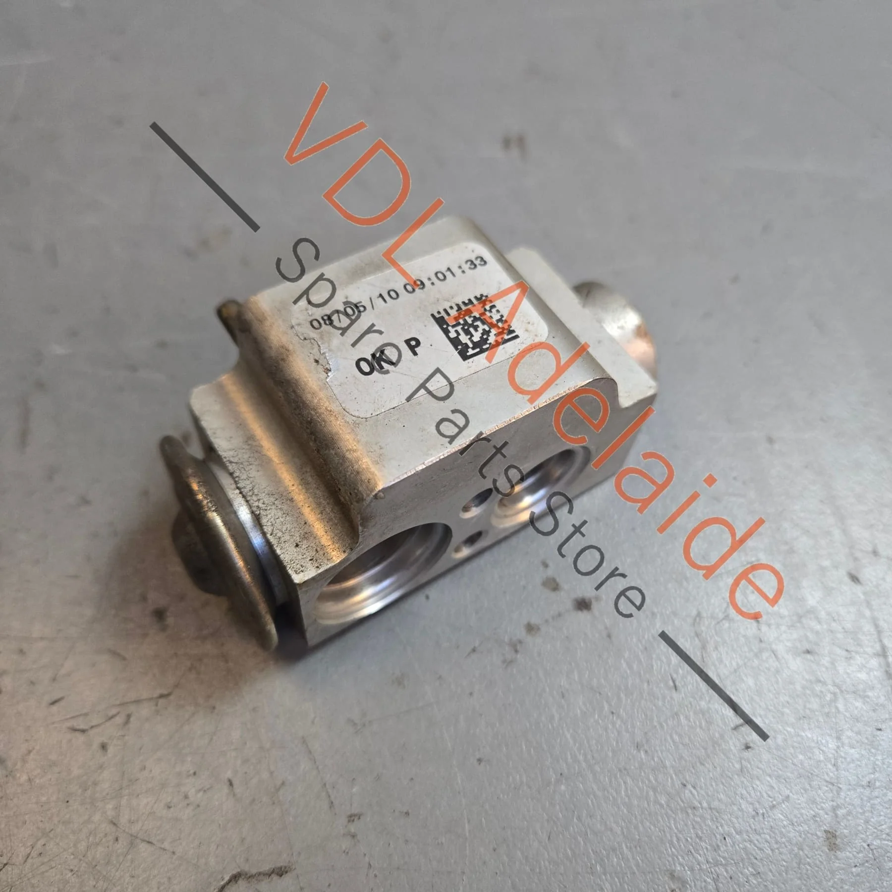 Porsche A/C Refrigerant Expansion Valve 7P0820679A