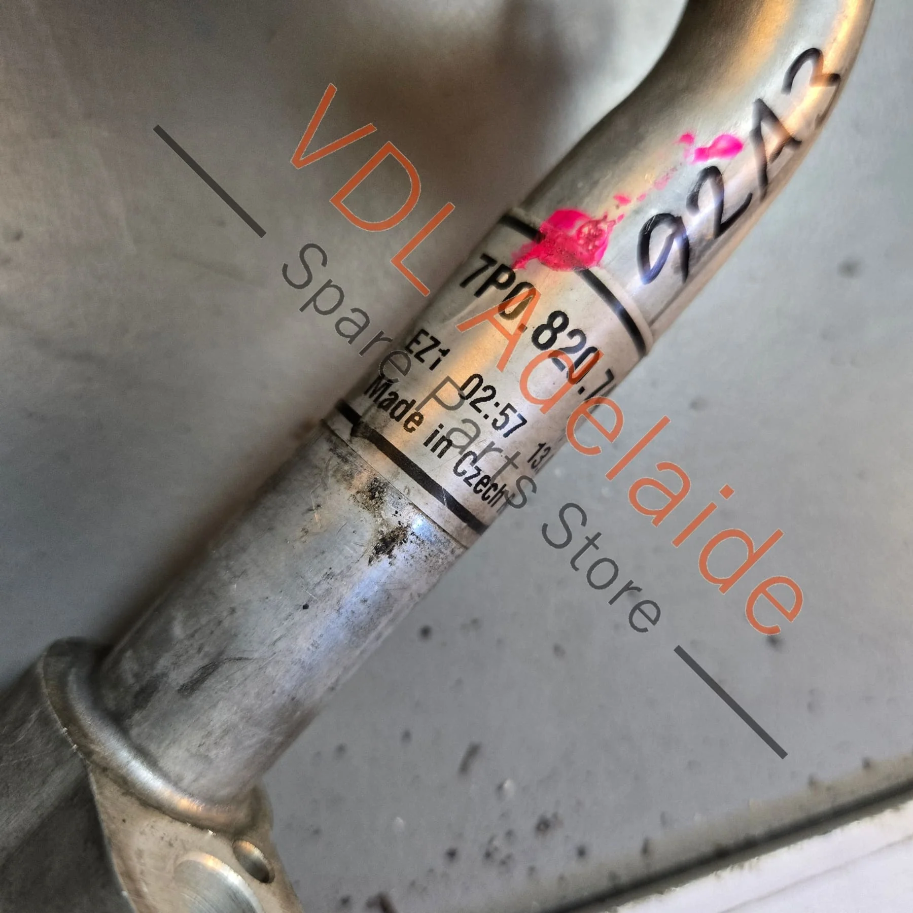 Porsche Cayenne 958 Air Conditioning AC Refrigerant Pressure Hose Pipe 7P0820744D 95882074451 - Image 4
