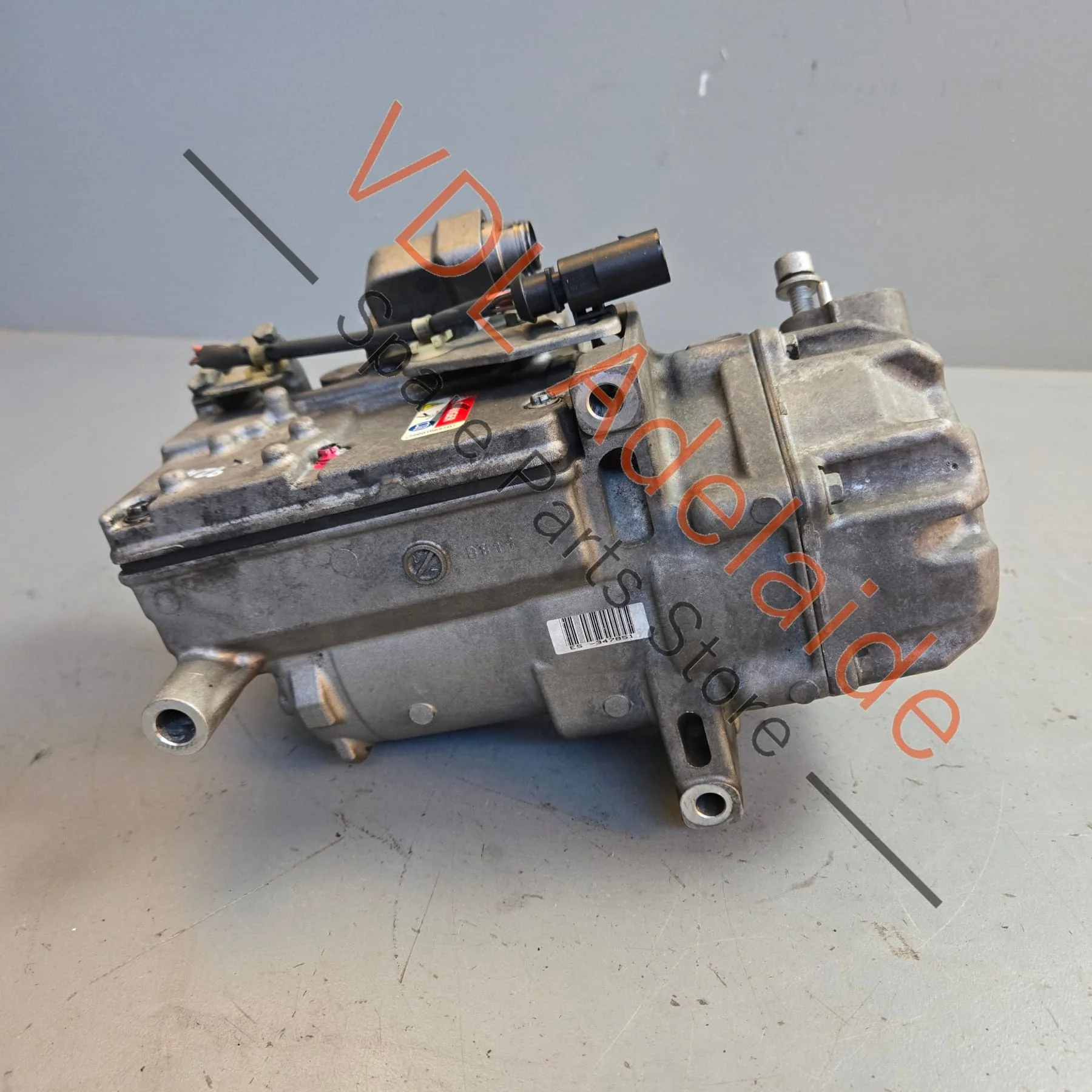 Genuine AC Compressor Porsche Cayenne & Panamera 3.0 HYBRID 95812601102 - Image 3