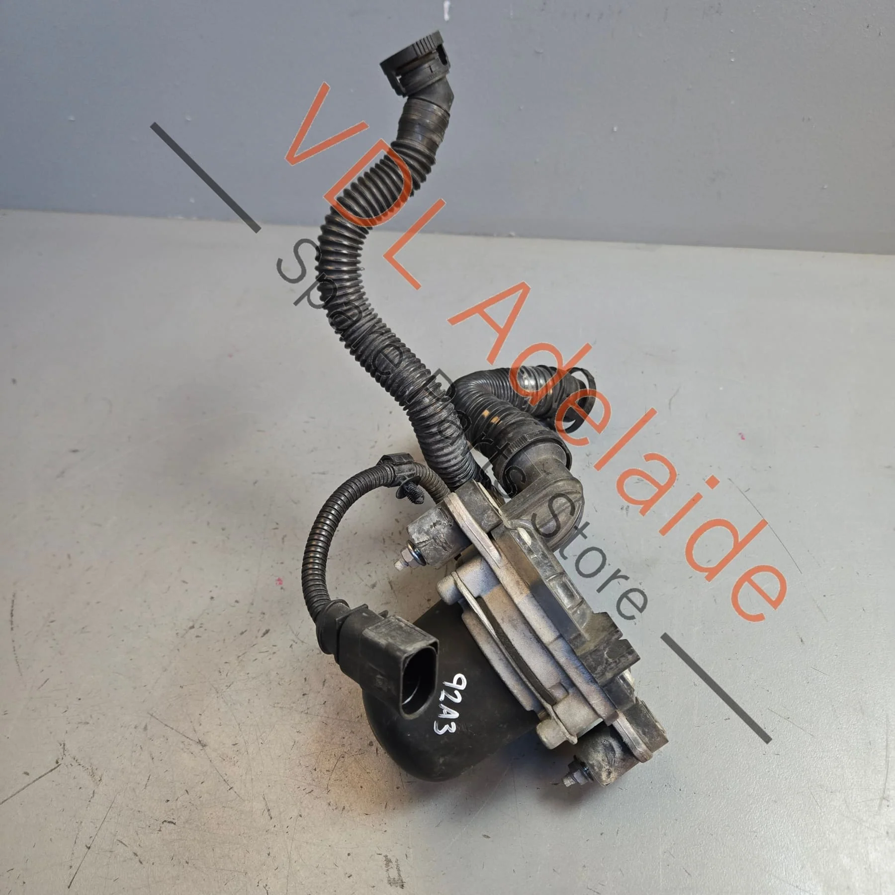 Porsche Cayenne Secondary Smog Air Pump 95860510400 07K959253A - Image 3