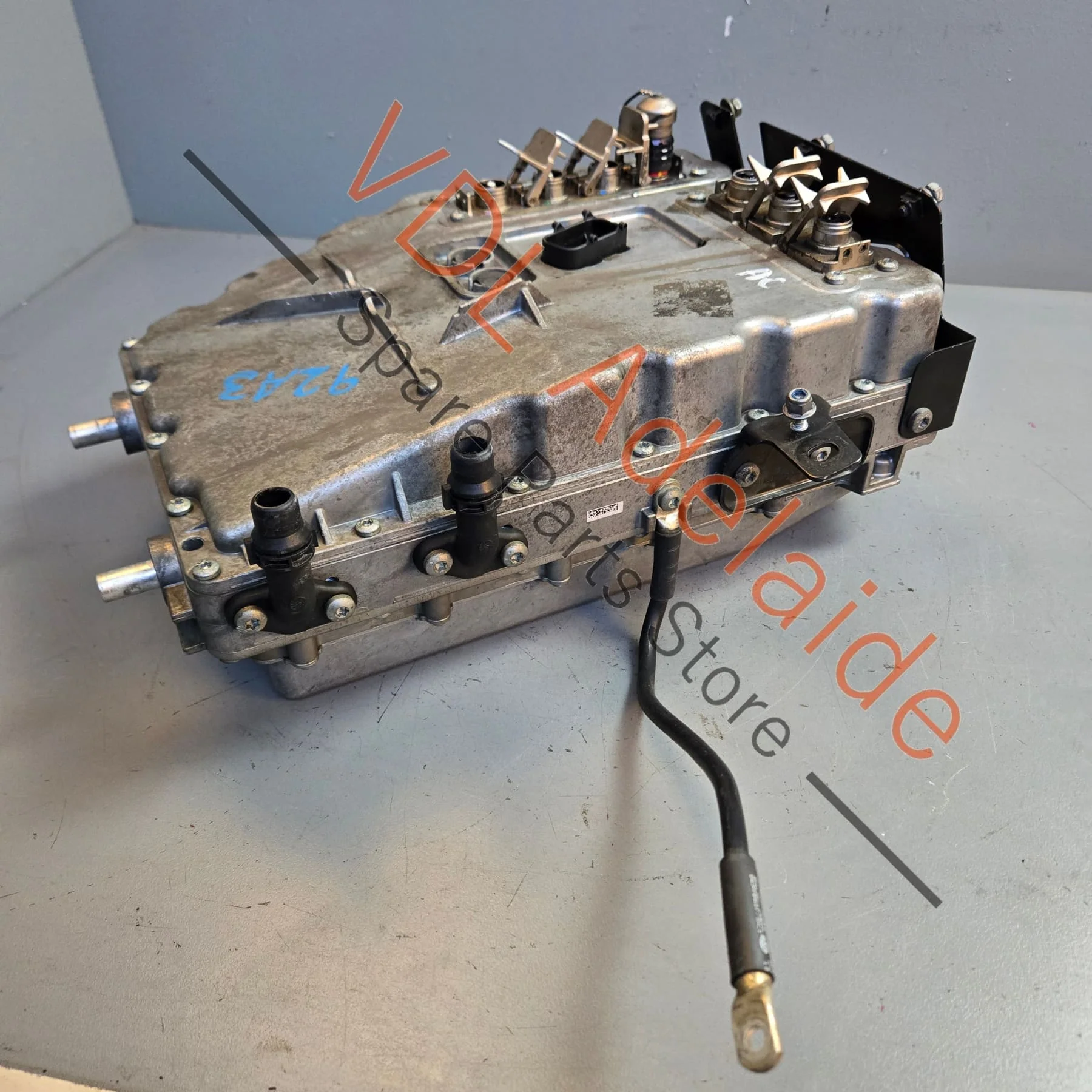 Porsche Cayenne Panamera Hybrid Drive Control Inverter Box 95861806003 7P5907080A - Image 3