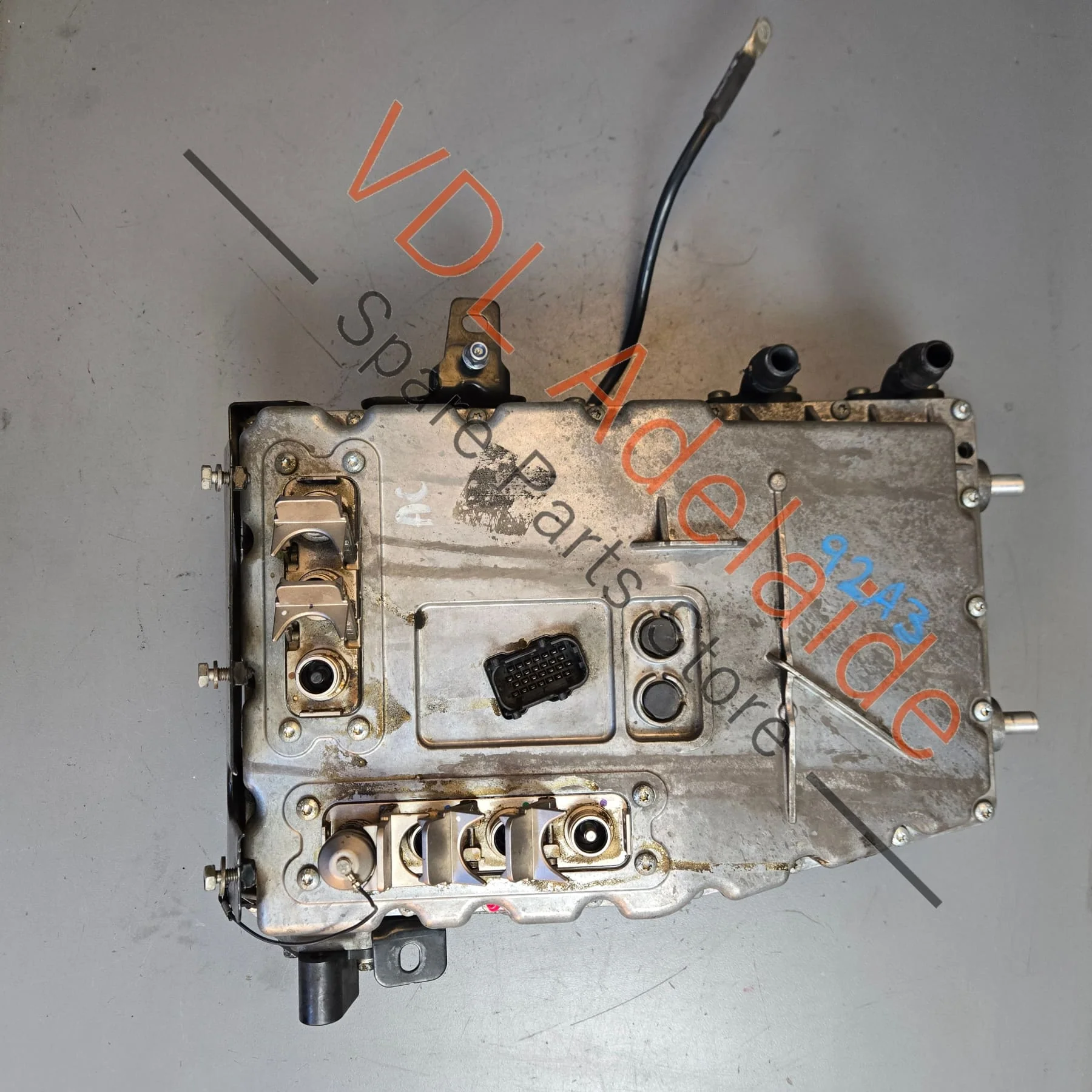 Porsche Cayenne Panamera Hybrid Drive Control Inverter Box 95861806003 7P5907080A - Image 5