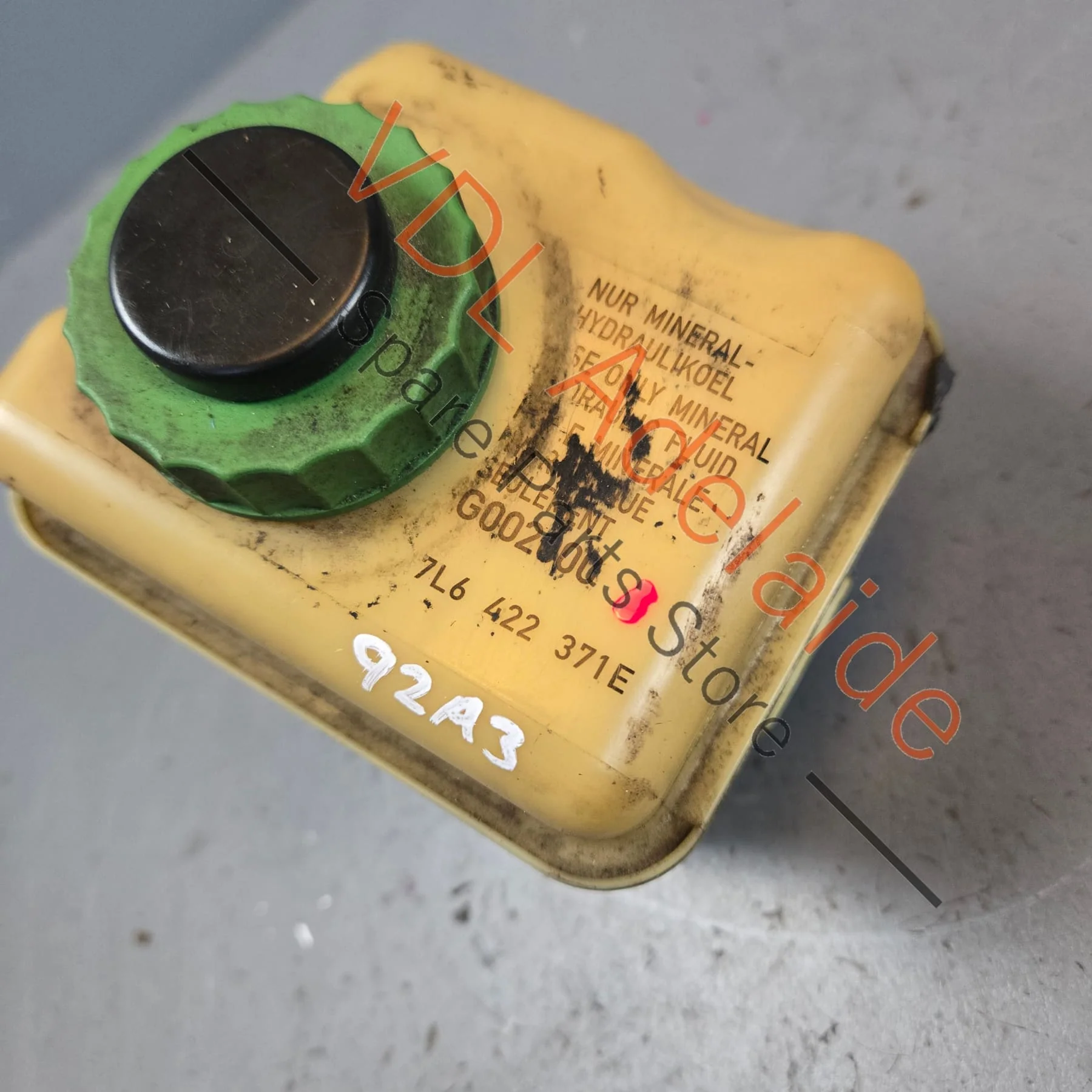 Porsche Cayenne Touareg Q7 Power Steering Fluid Reservoir Tank 95531401530 7L6422371E - Image 3
