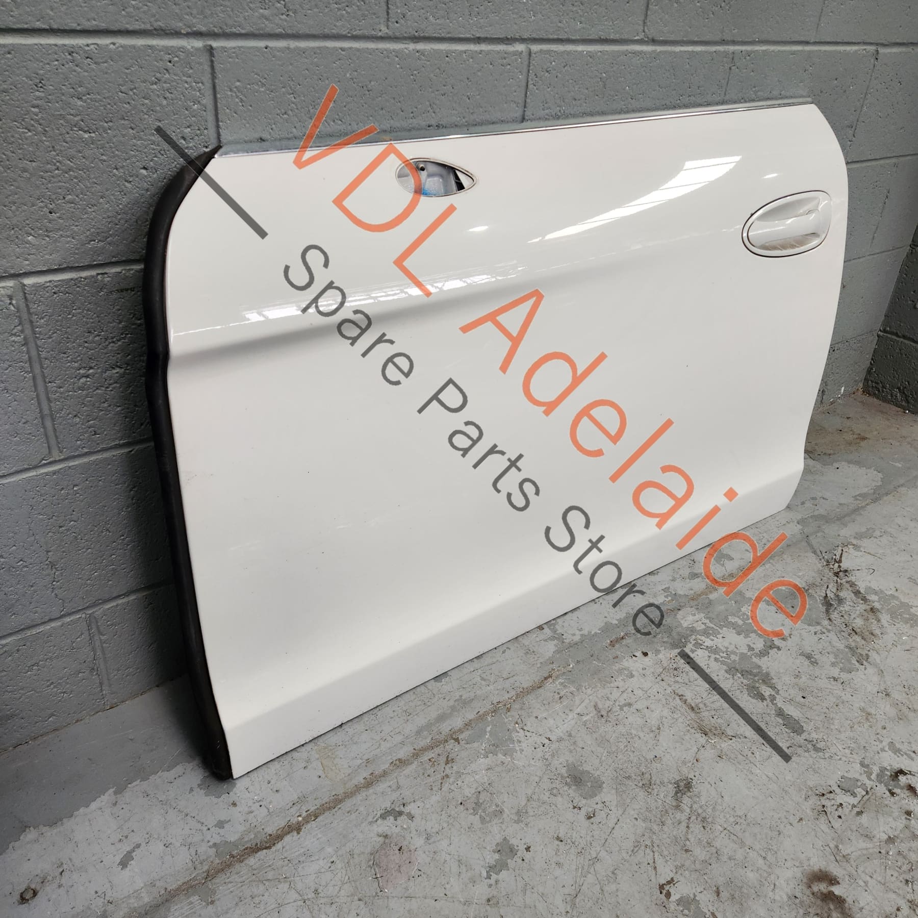 Porsche Panamera 970 Front Left Door Shell 97053101102 GRV Carrara White B9A / B4 - Image 4