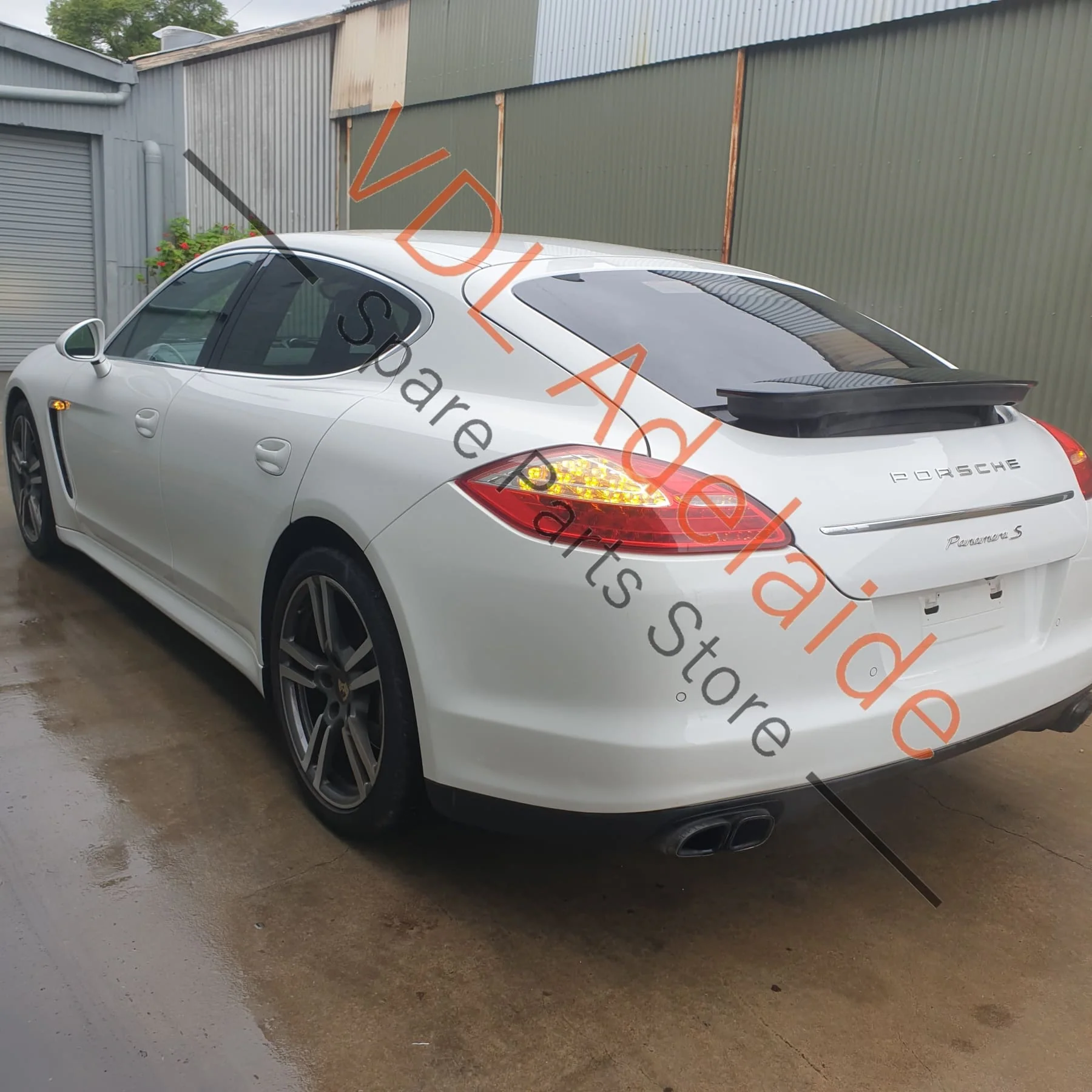 Porsche Panamera 970 LED Rear Left Tail Brake Light 97063141305 - Image 10