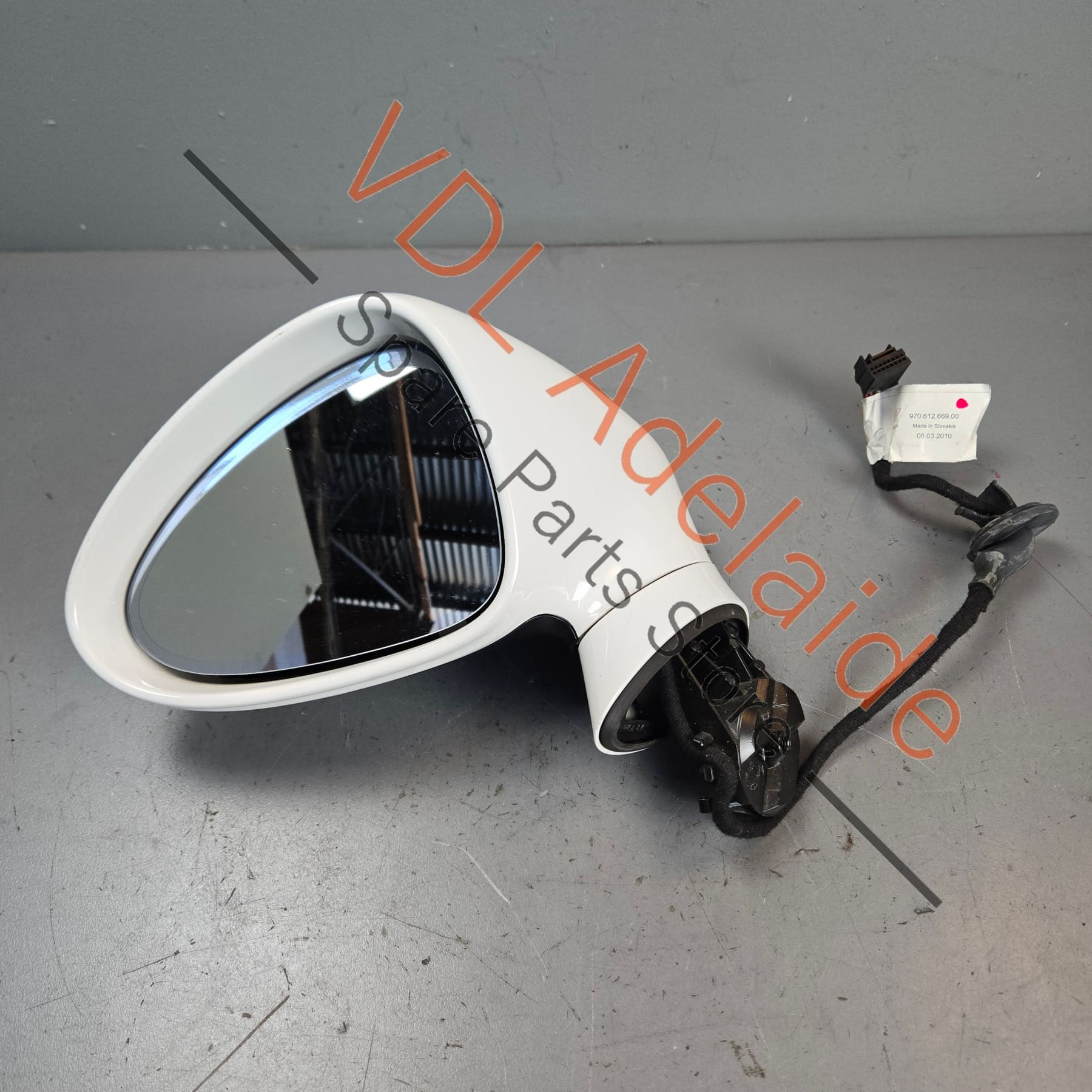 Porsche Panamera Left Side Mirror Power Folding Convex Complete w Glass 97073103702
