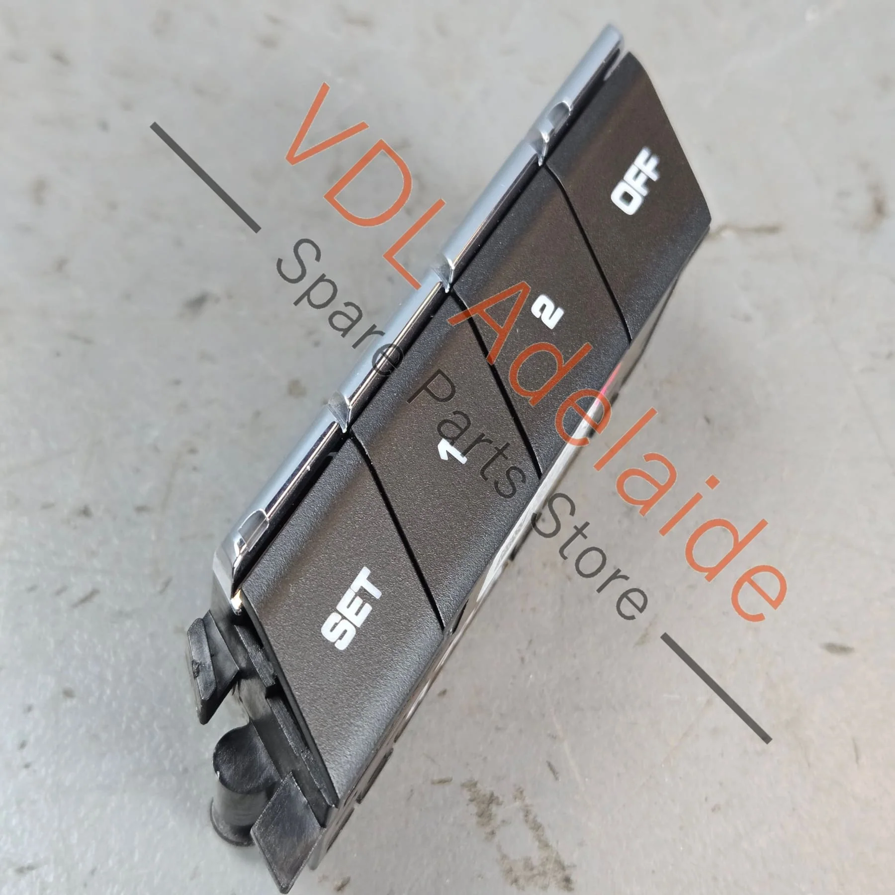 Porsche Panamera 970 Left Door Memory Seat Switch 97061310302 - Image 2