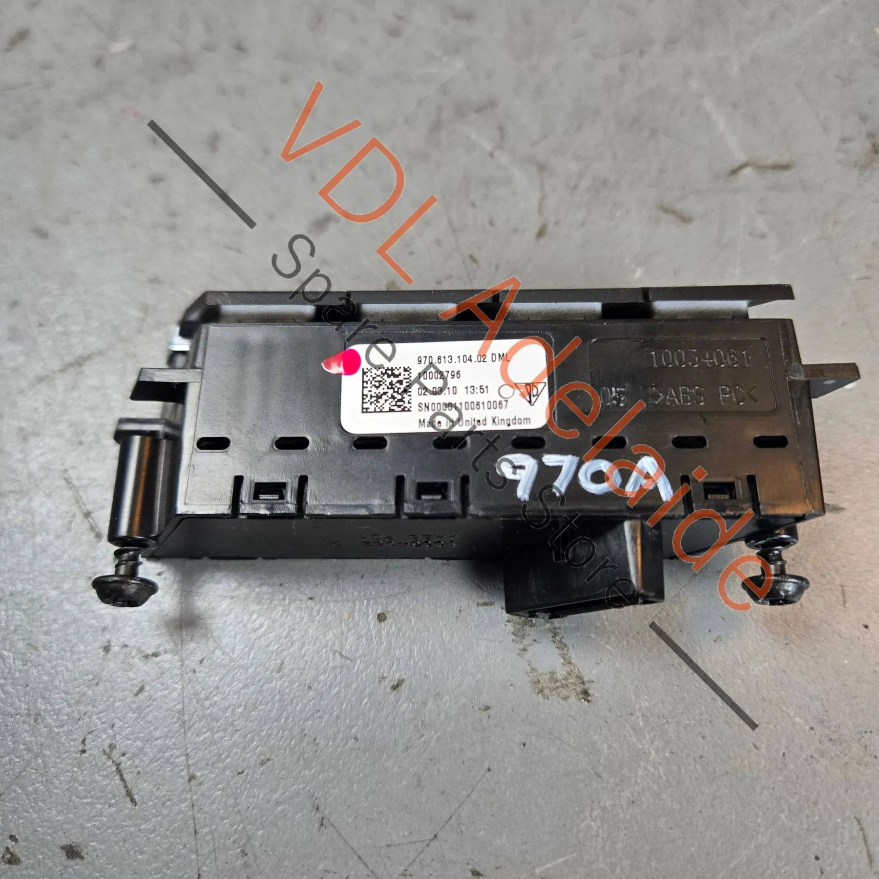 Porsche Panamera 970 Right Door Memory Seat Switch 97061310402 - Image 3