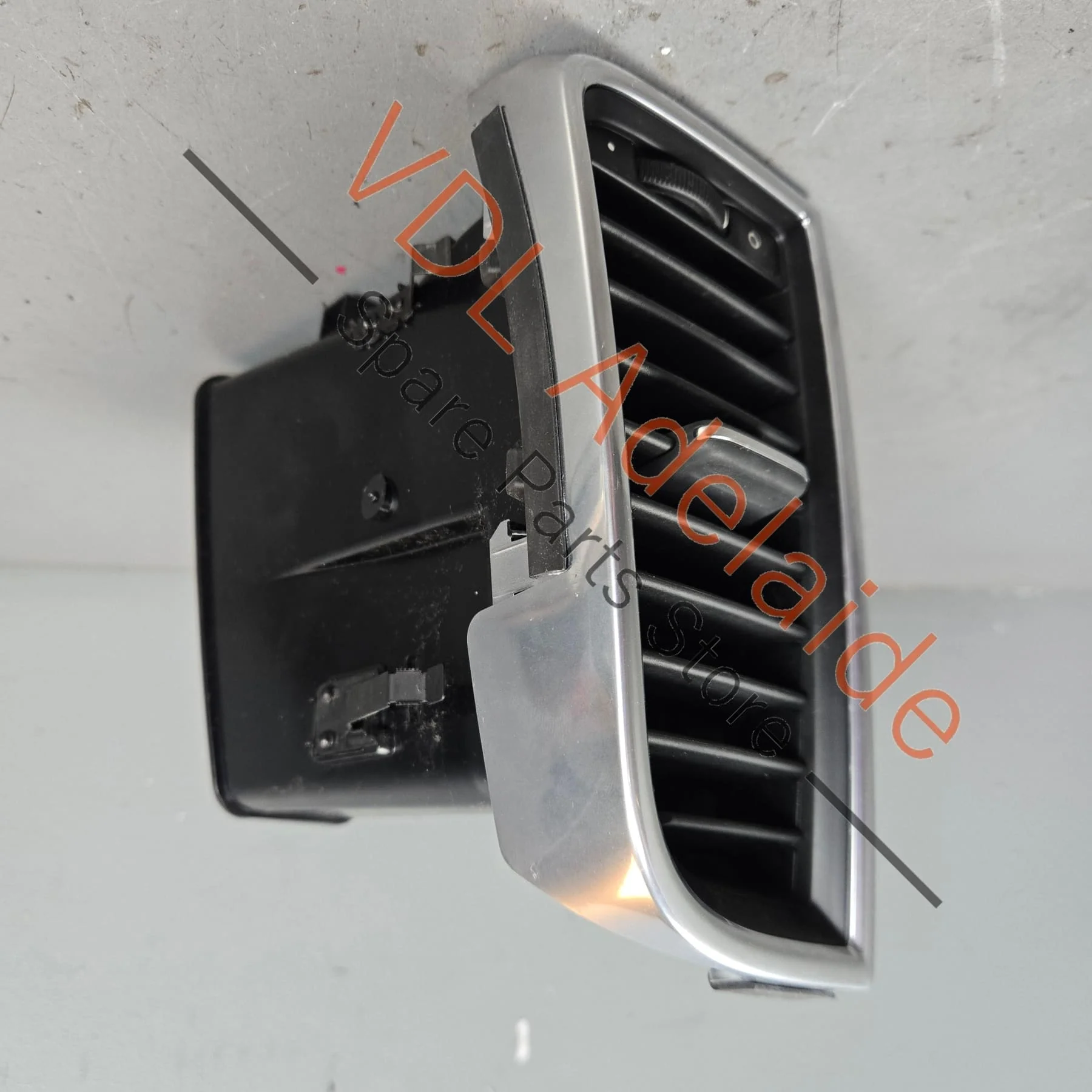 Porsche Panamera 970 Centre Left Dashboard Air Vent 97055214104 DAP - Image 2