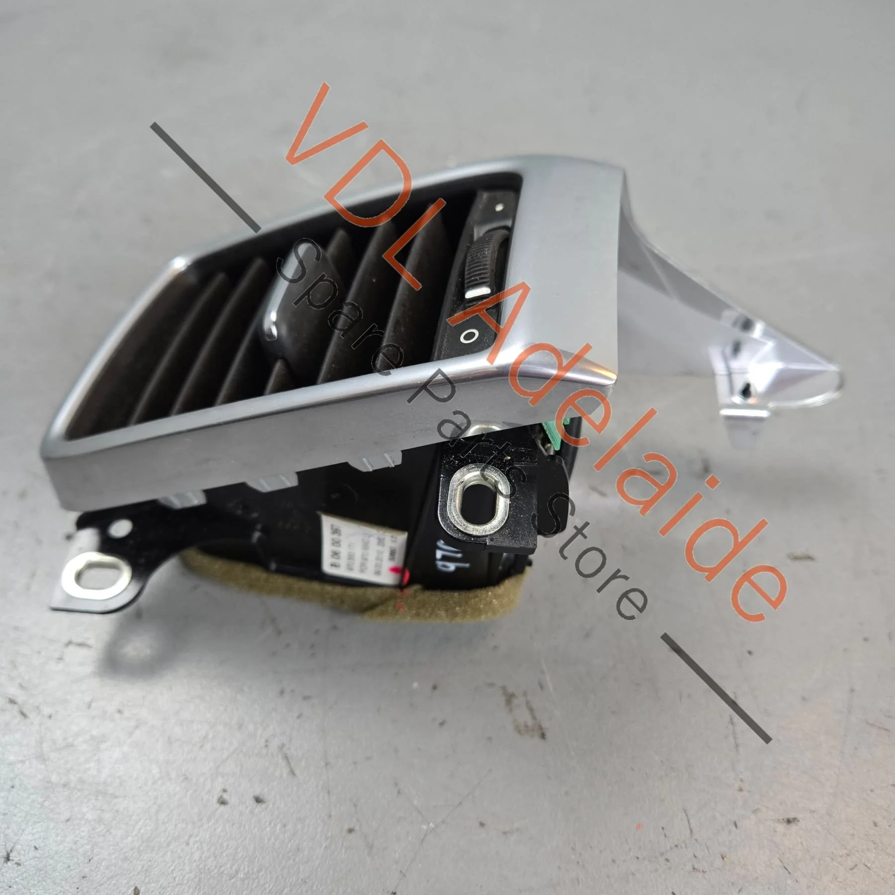 Porsche Panamera 970 Rear Left Passenger Air Vent 97055317102 DAP - Image 3