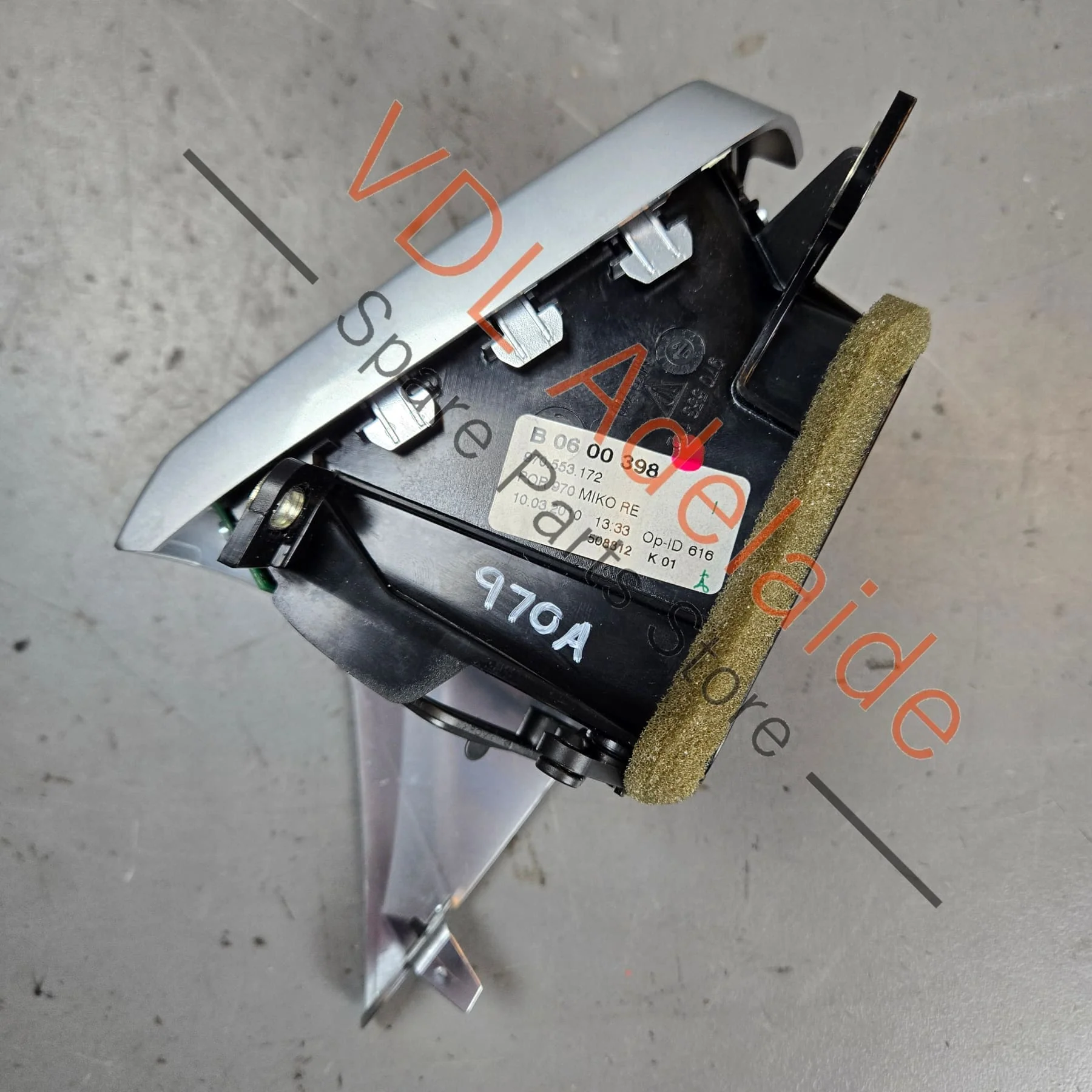 Porsche Panamera 970 Rear Right Passenger Air Vent 97055317202 DAP - Image 4