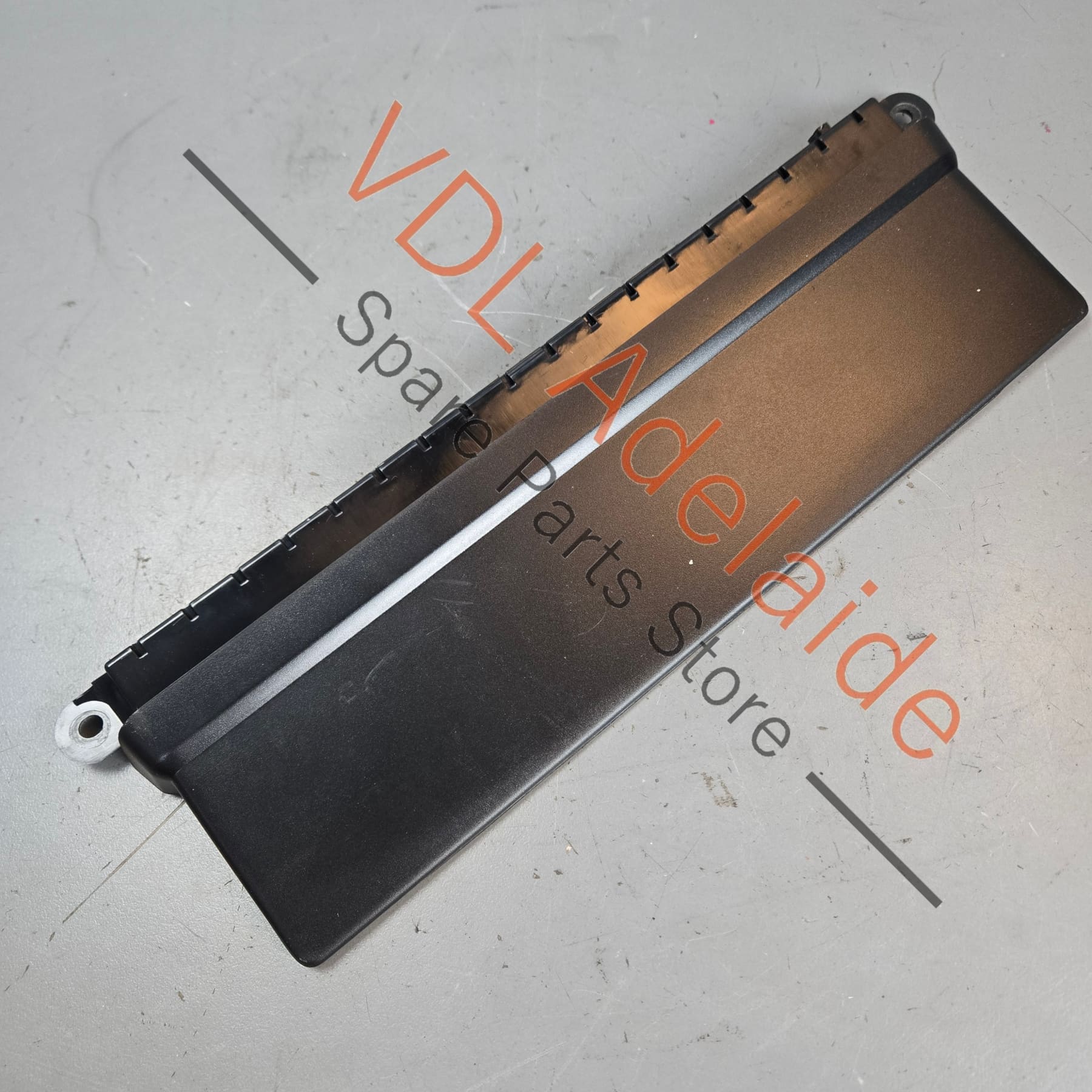 Porsche Panamera 970 Rear Middle Third Brake Light 97063105004 - Image 5