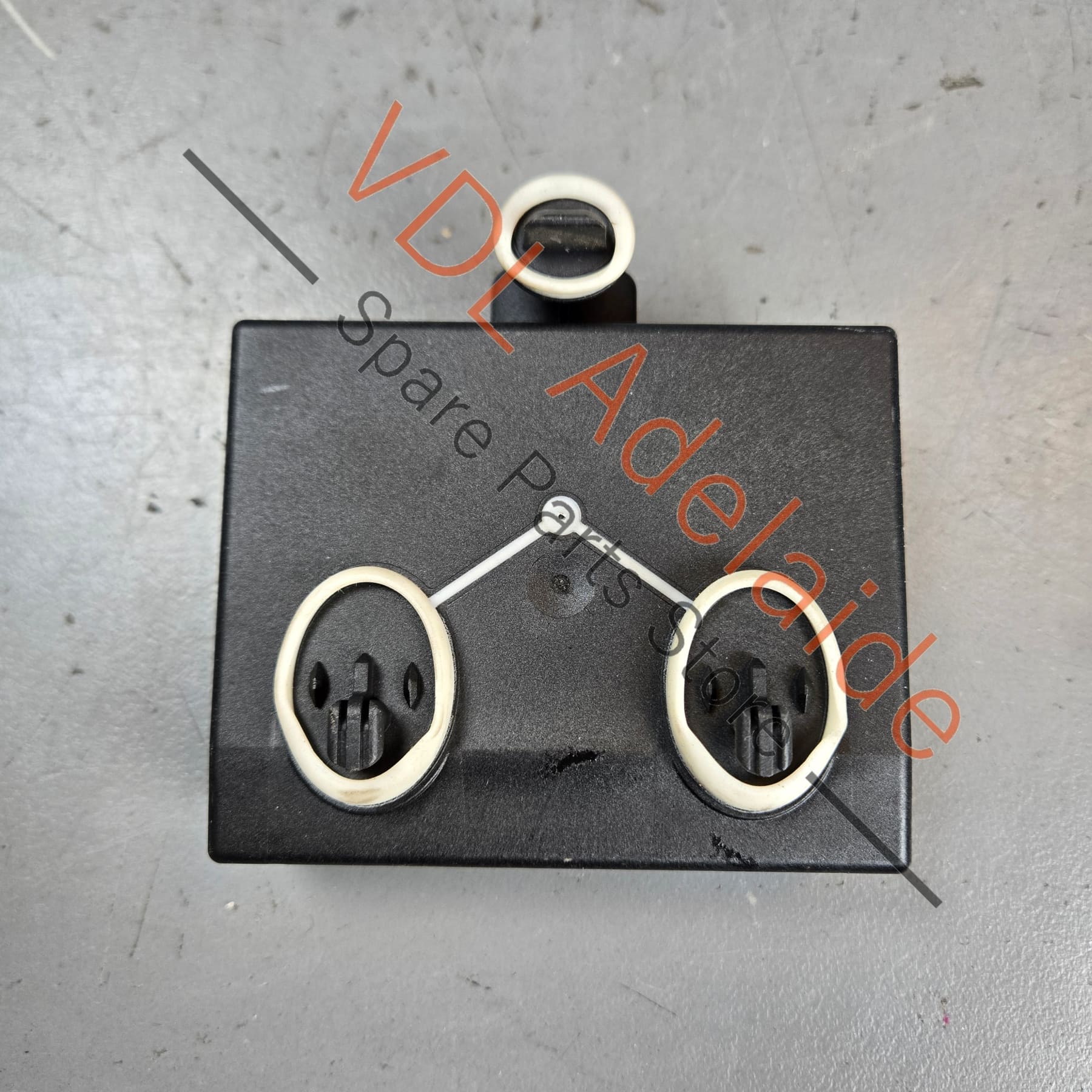 Porsche Panamera Passenger Front Door Control Module 7PP959792R 7PP959792D - Image 2