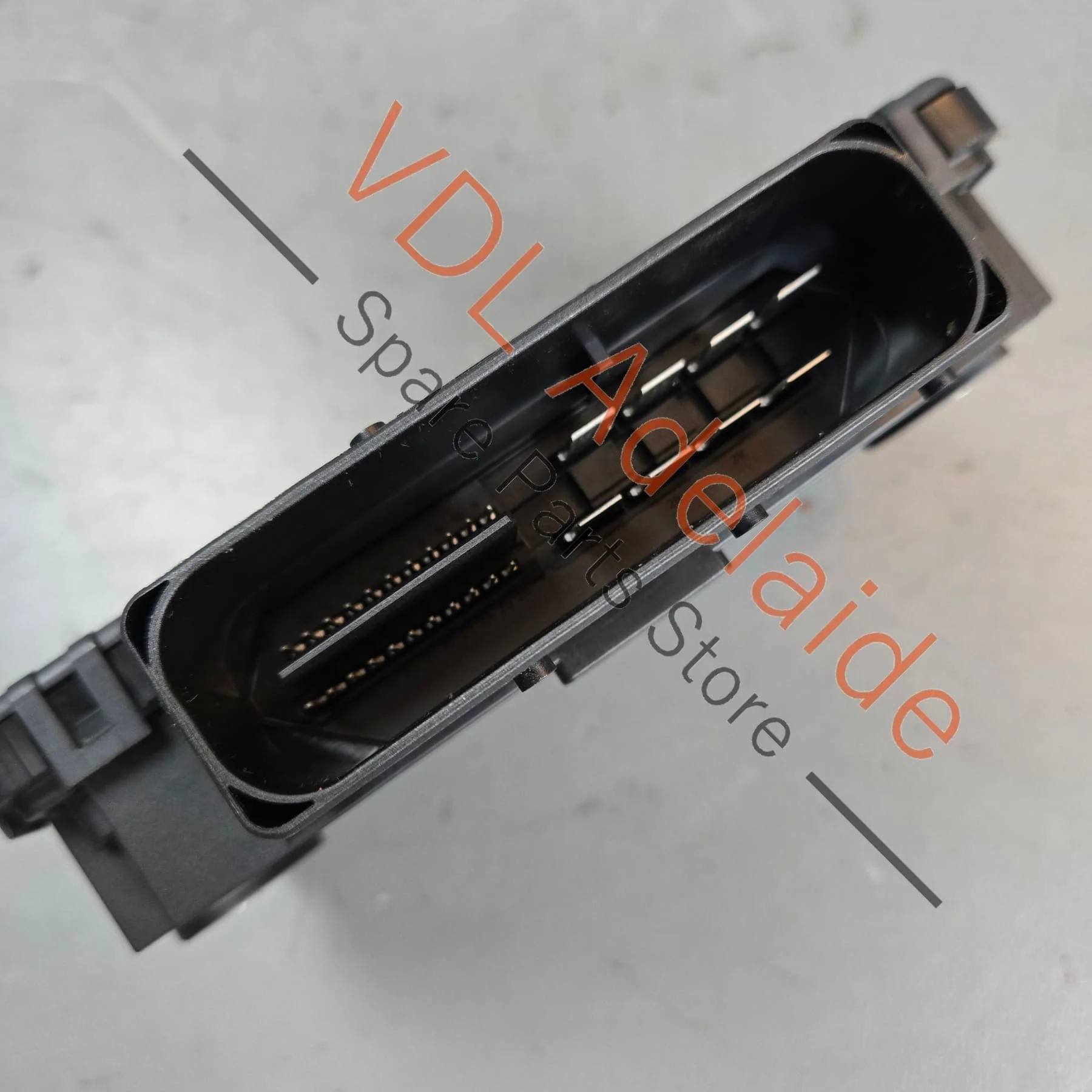 Porsche Panamera Park Brake Control Module 97061810910 97061810908 - Image 2