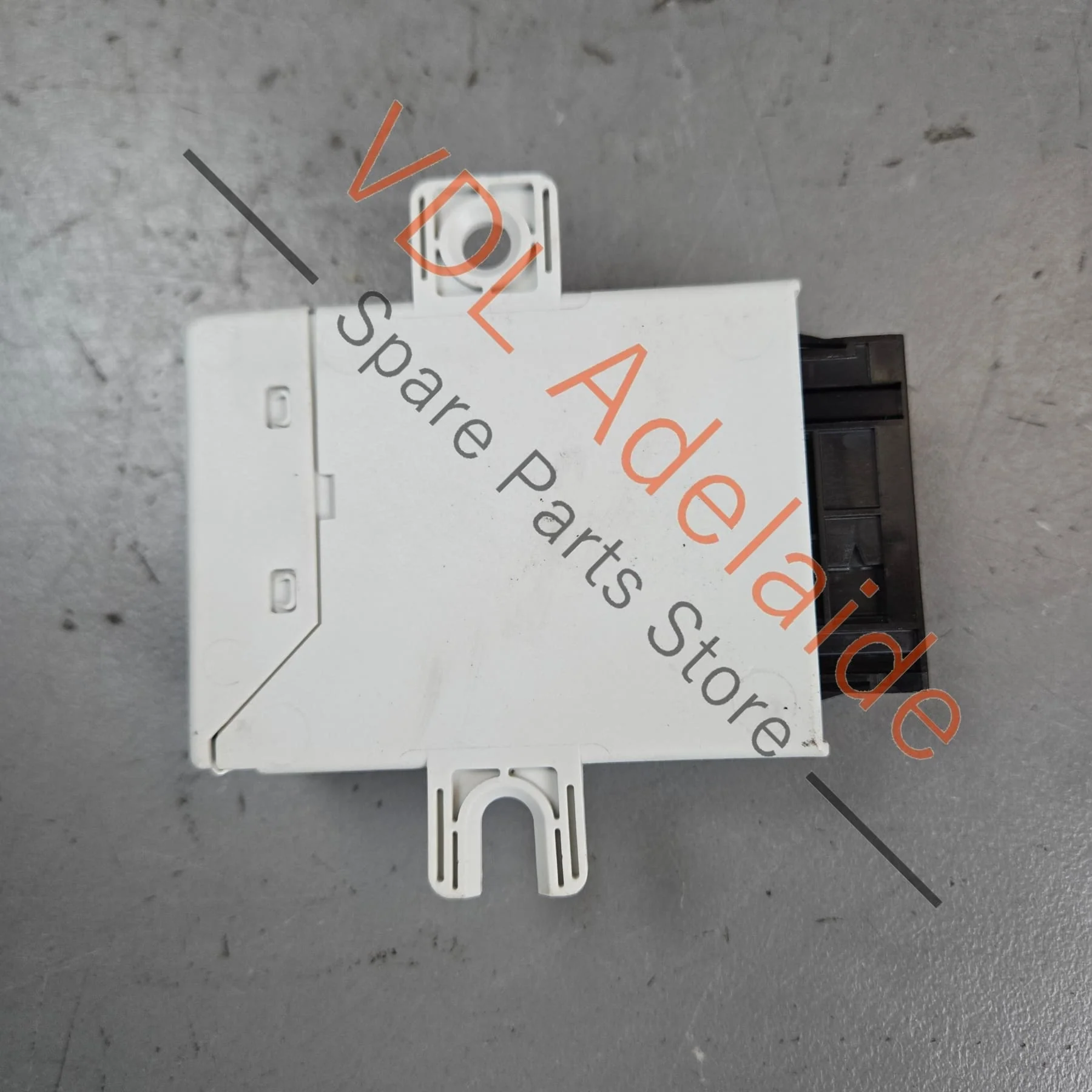 Porsche Panamera 970 TPMS Tire Pressure Monitor Control Module 97061810305 - Image 3
