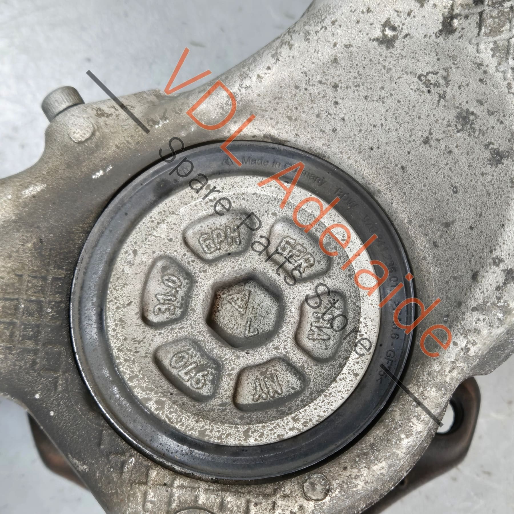 Porsche Panamera 970 Front Left Suspension Hub Bearing Housing 97034115703 97034115704 97034115705 - Image 3