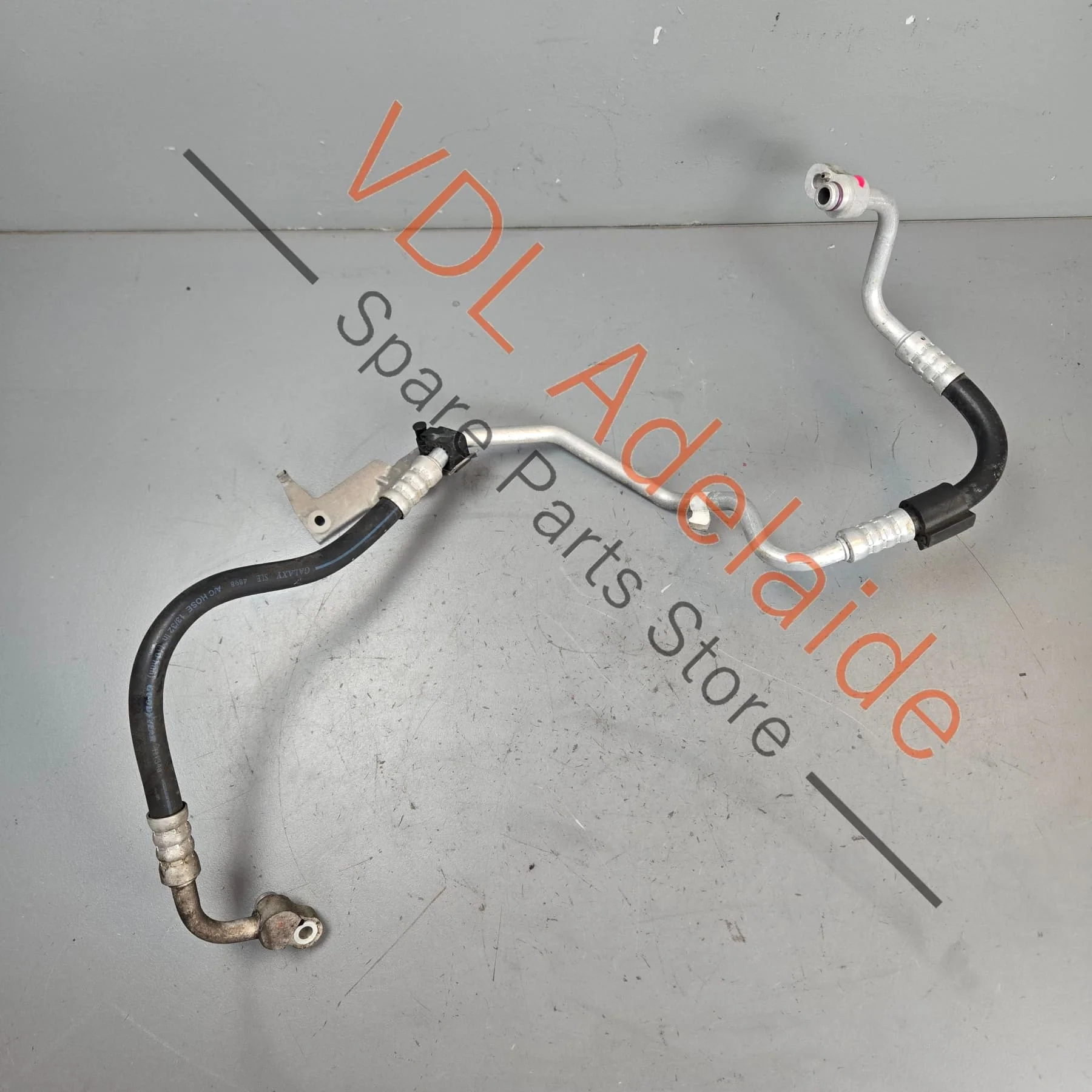 Porsche Panamera 970 AC Refrigerant Hose Pipe 97057309903 97057309906 - Image 3
