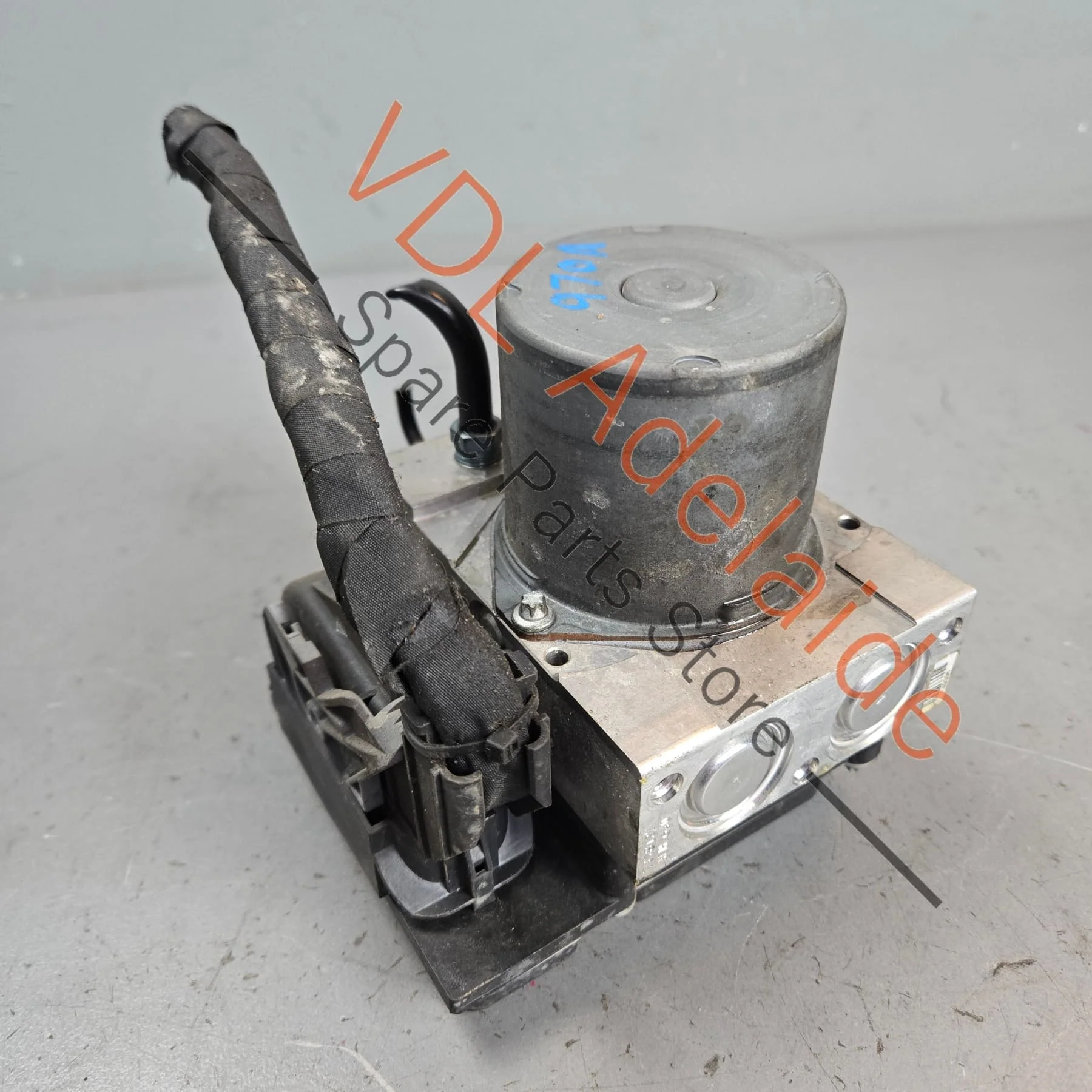 Porsche Panamera 970 ABS Hydraulic Brake Pump 97035595532 - Image 3
