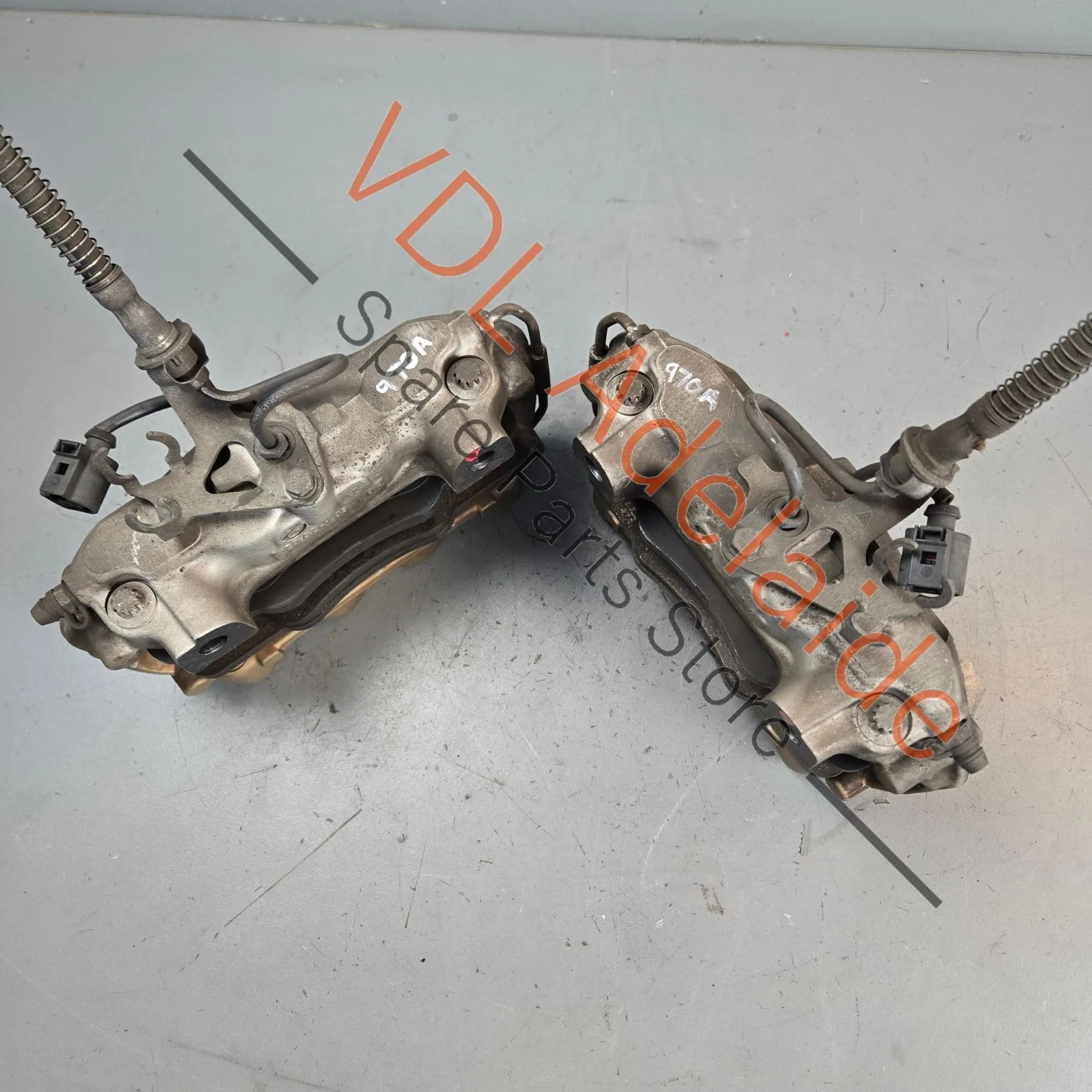 Porsche 330mm 4 Piston Brake Caliper Brembo Pair Rear 0004311037 - Image 4