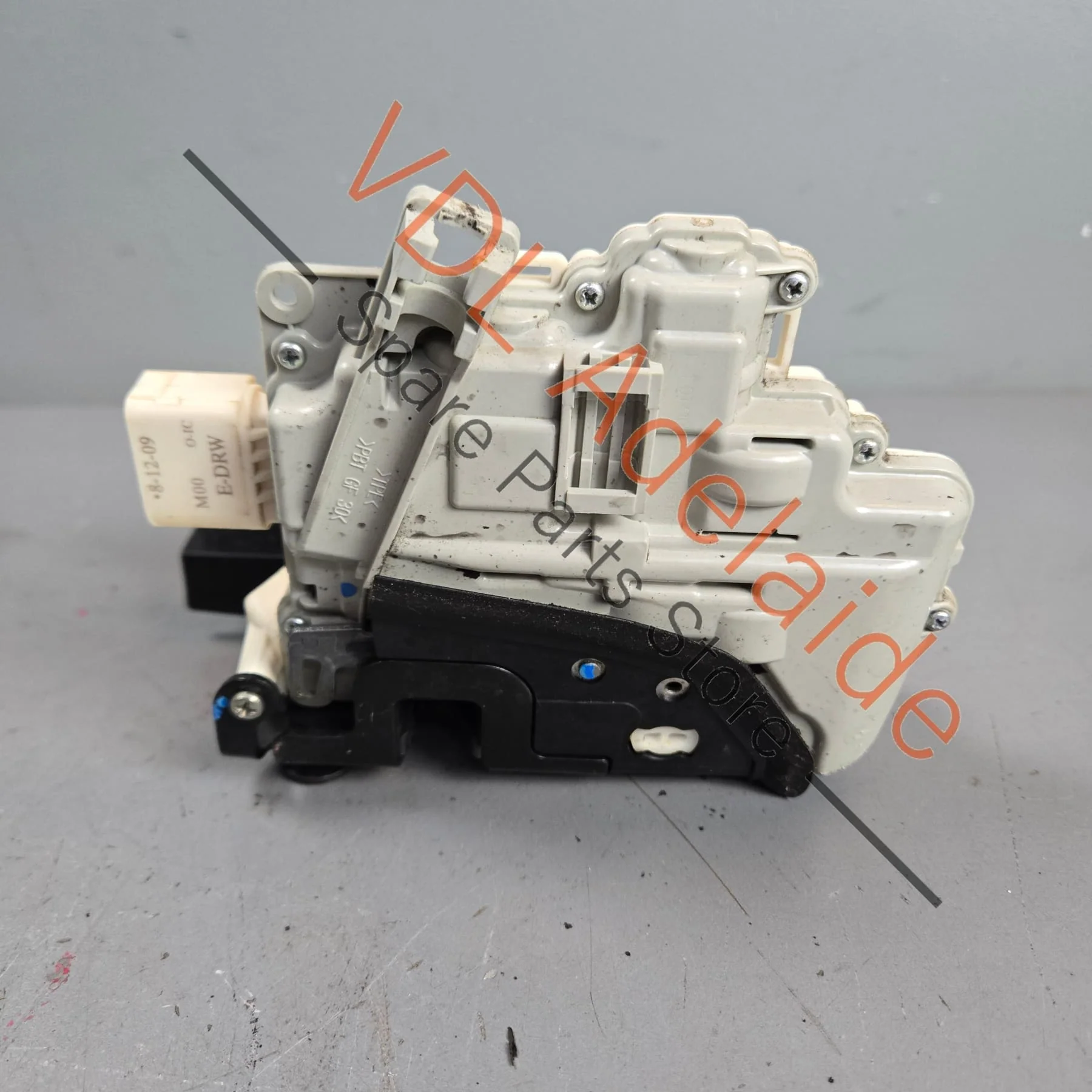 Porsche Panamera 970 Right Front Door Lock 9A783741601 8J2837016A - Image 4