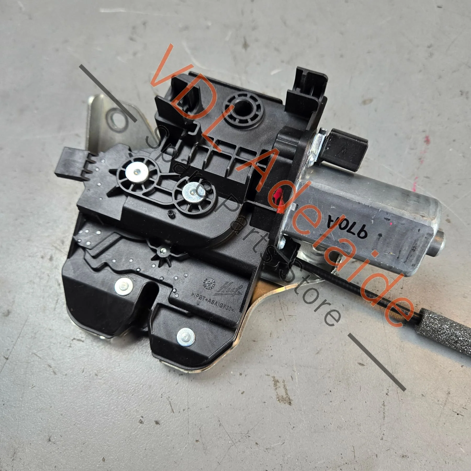 Porsche Panamera 970 Rear Hatch Boot Trunk Lock 97051205305 - Image 2