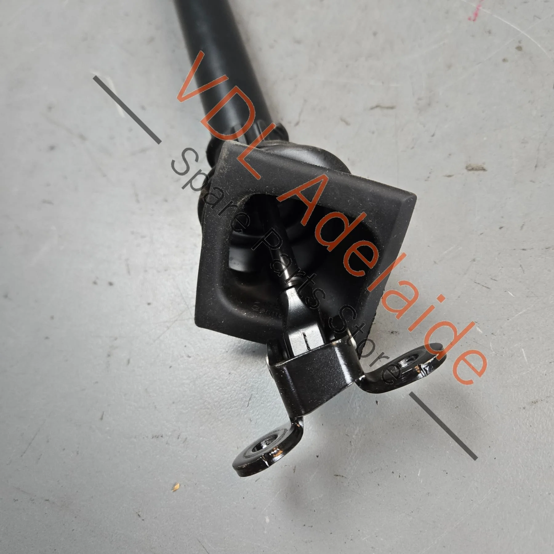 Porsche Panamera 970 Front Right Side Door Striker Check Strap 97053715200 - Image 2