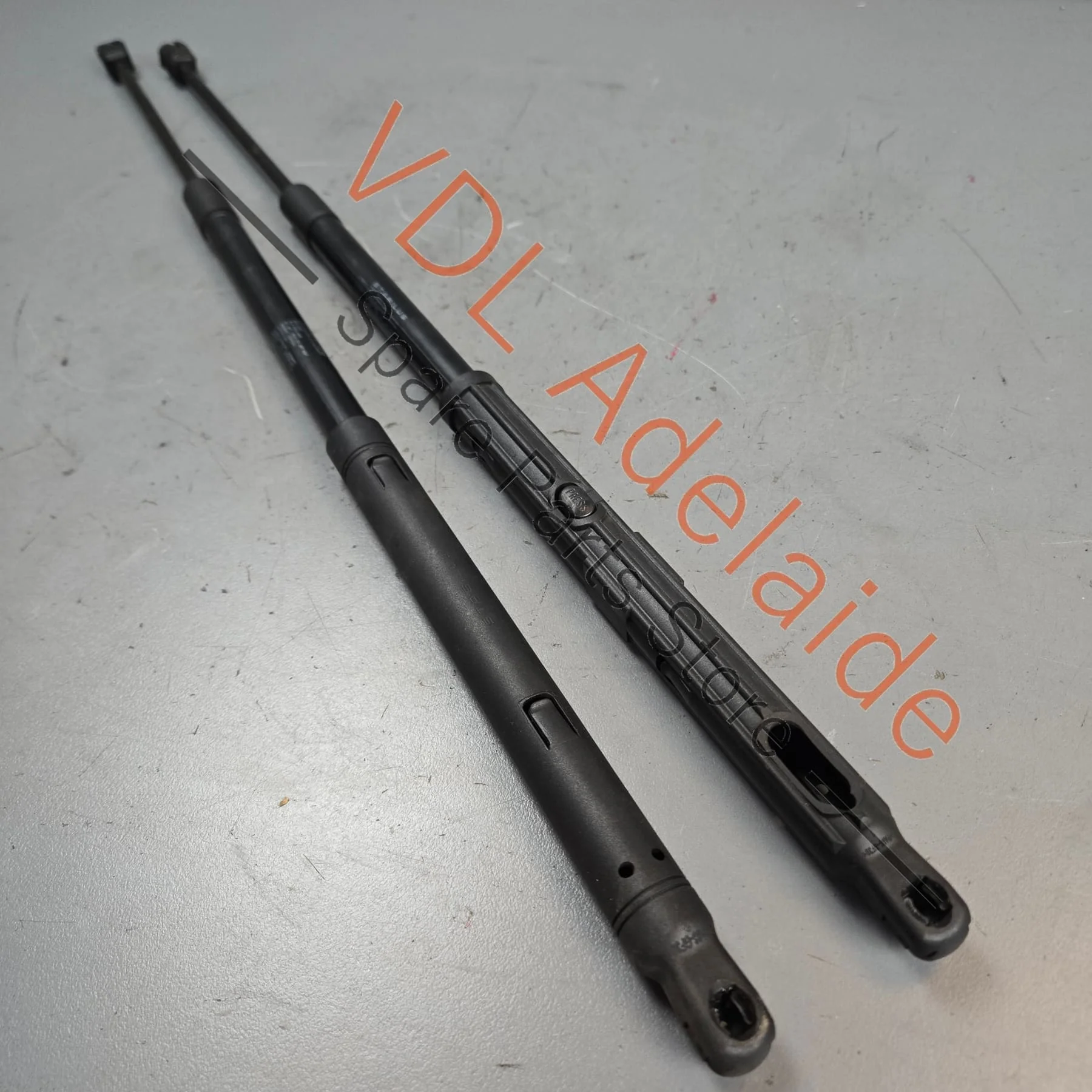 Porsche Panamera 970 Bonnet Gas Strut Set L&R 97051157100 97051157200 - Image 2