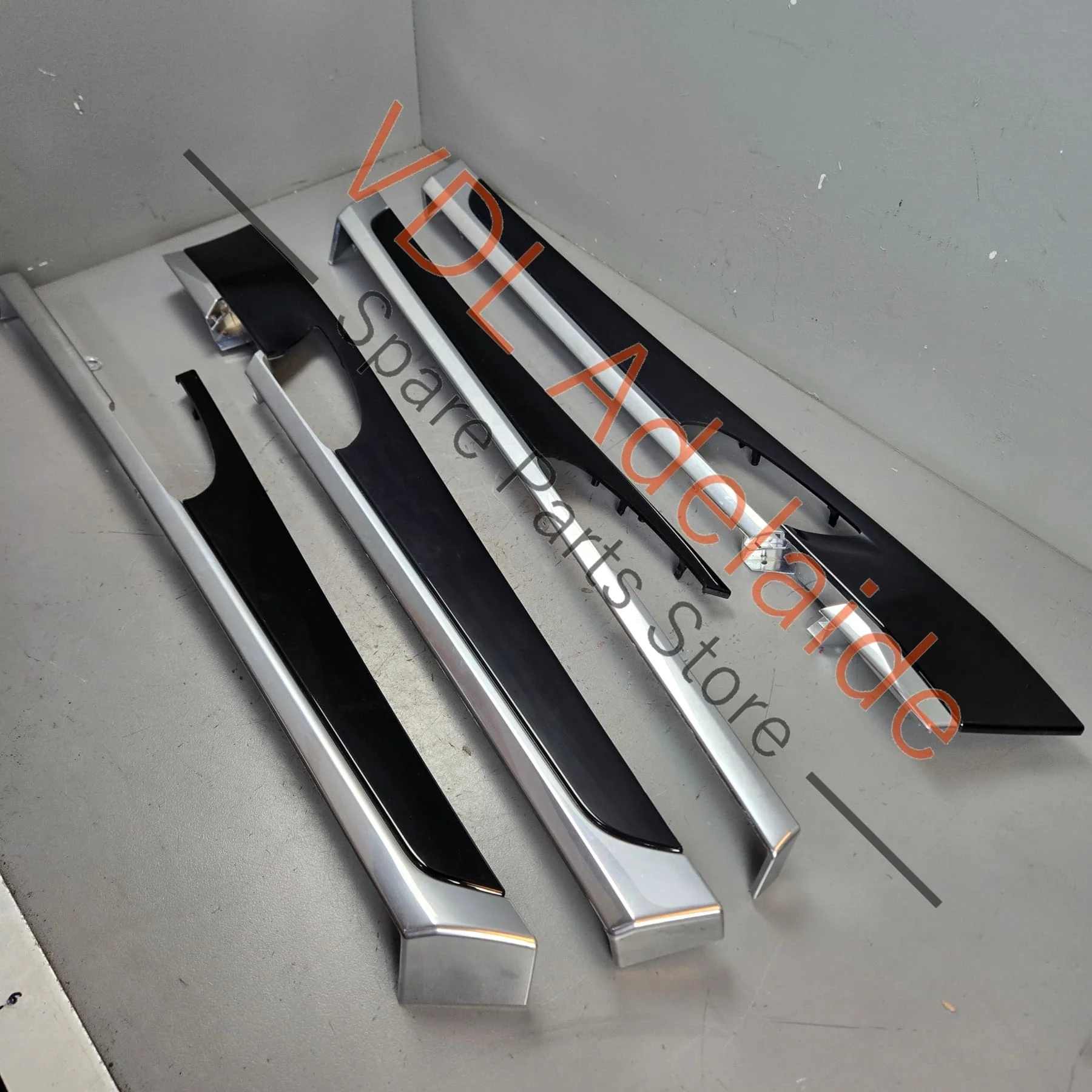 Porsche Panamera 970 Set of Gloss Black Door Trim Inserts - Image 3