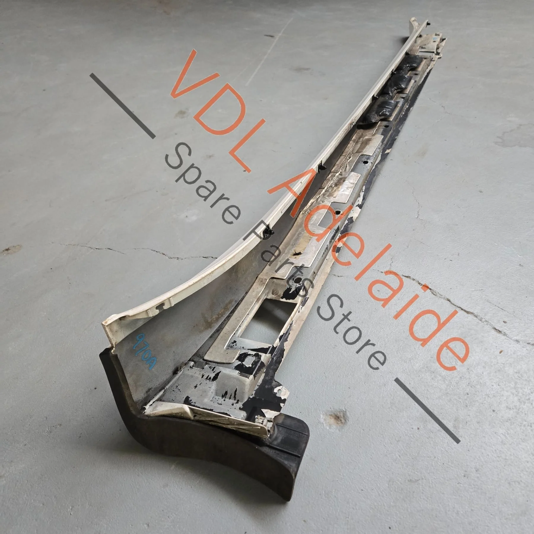 Porsche Panamera 970 Left Side Sideskirt Rocker Moulding Exterior Trim 97055920110 G2L 97055950100 - Image 4