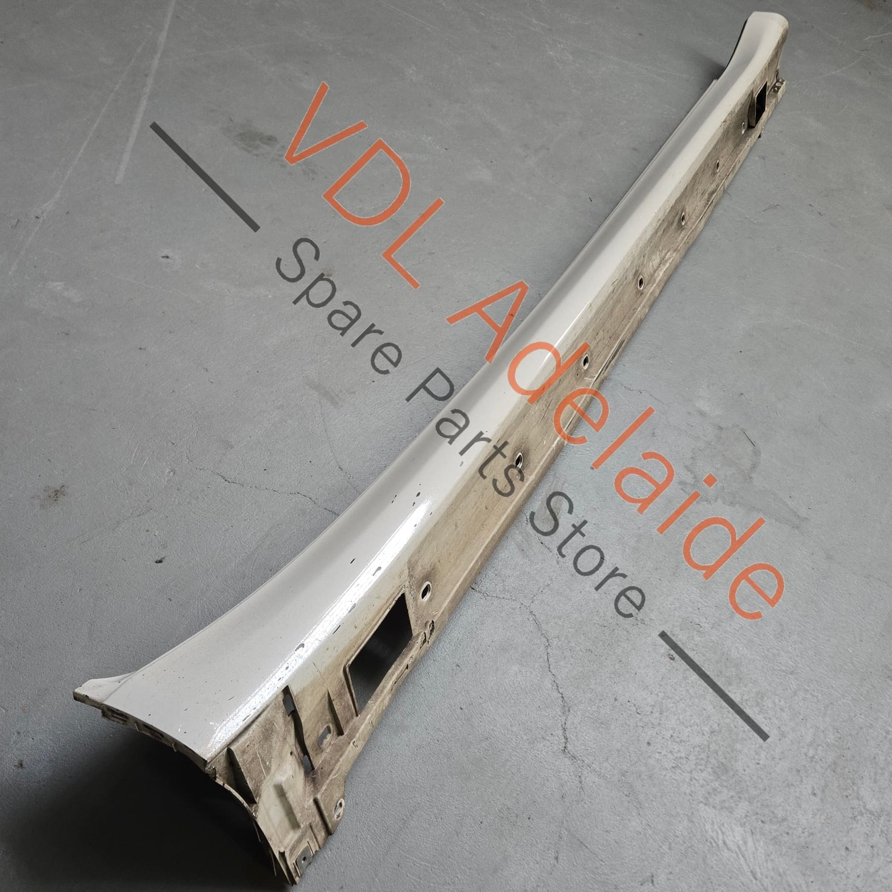 Porsche Panamera 970 Right Side Sideskirt Rocker Moulding Exterior Trim 97055920210 G2L 97055950200 - Image 5