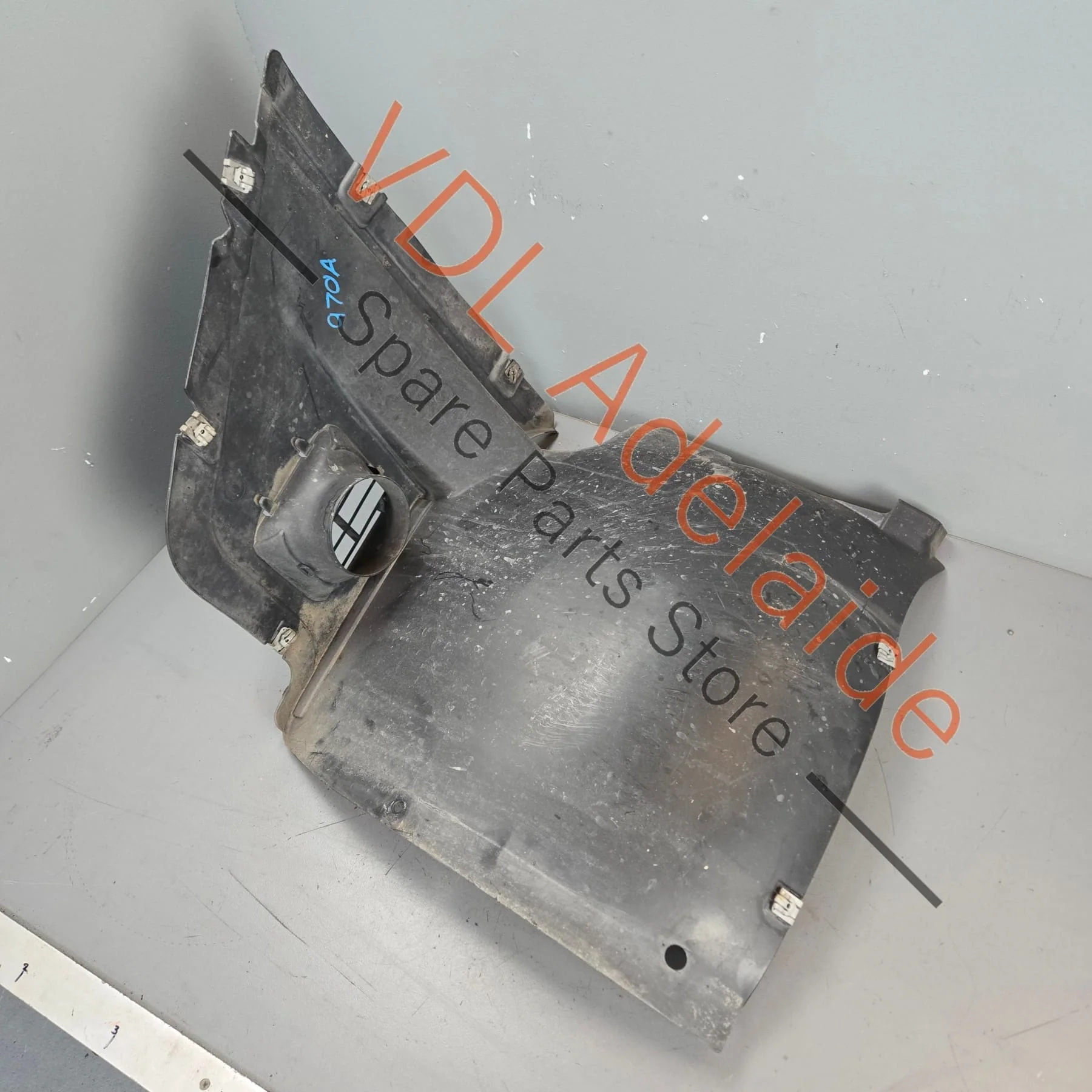 Porsche Panamera 970 Front Left Wheel Housing Liner 97050412308