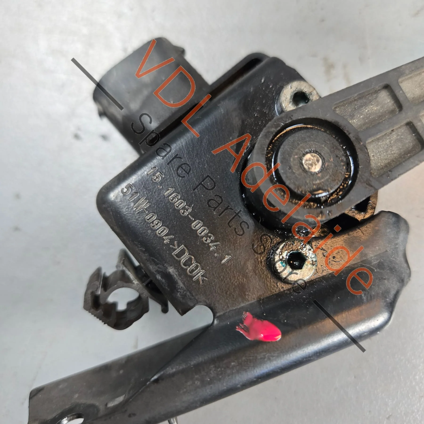 Porsche Panamera 970 Front Right Suspension Level Sensor 97034302203 - Image 3