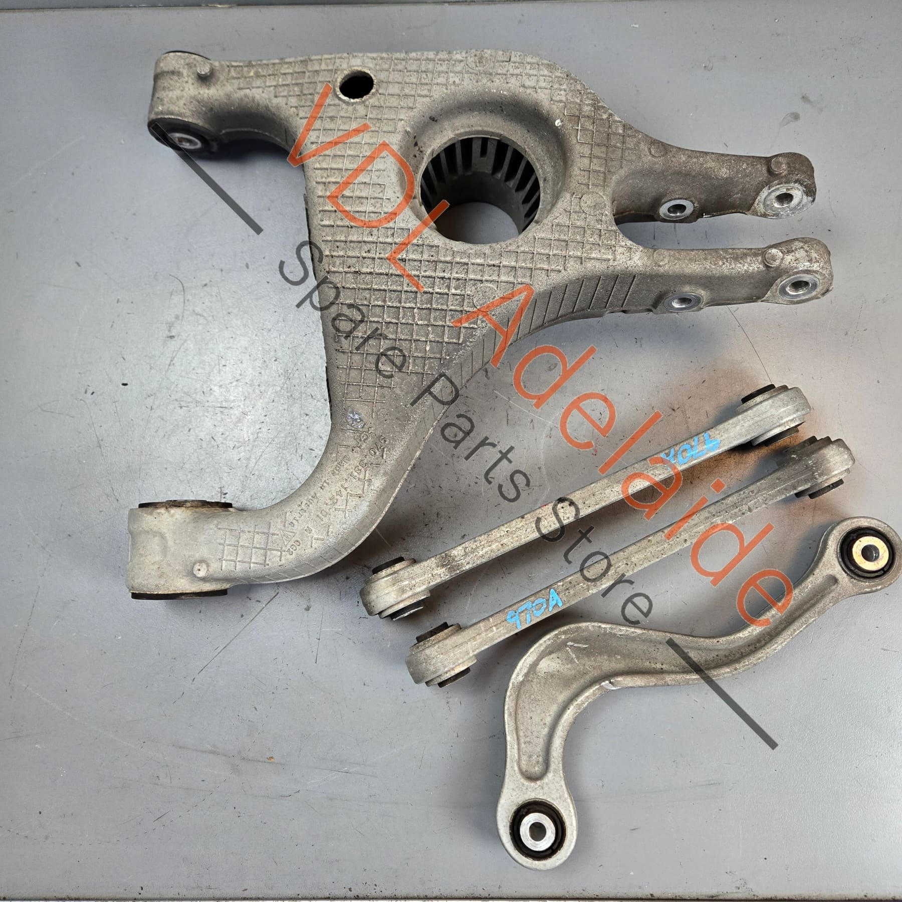 Porsche Panamera 970 Rear Right Suspension Arm Set Wishbone 97033104204 - Image 3