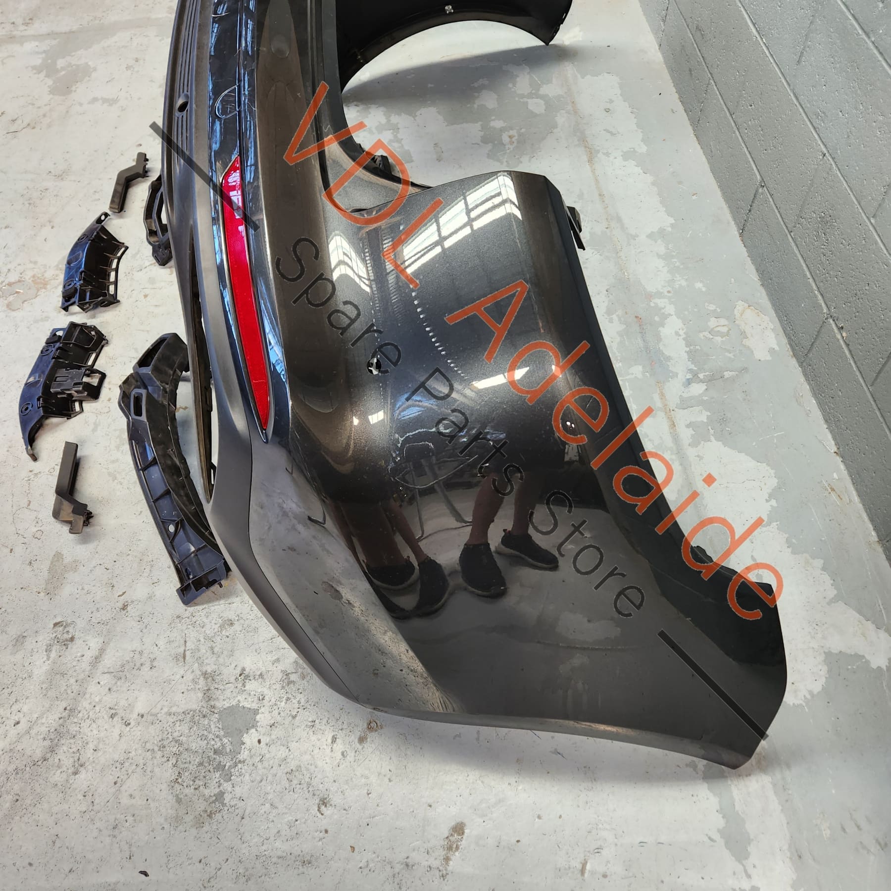 Porsche Panamera 971 2017-2020 Rear Bumper Cover, Diffuser & Mounting Brackets Assembly - Image 5