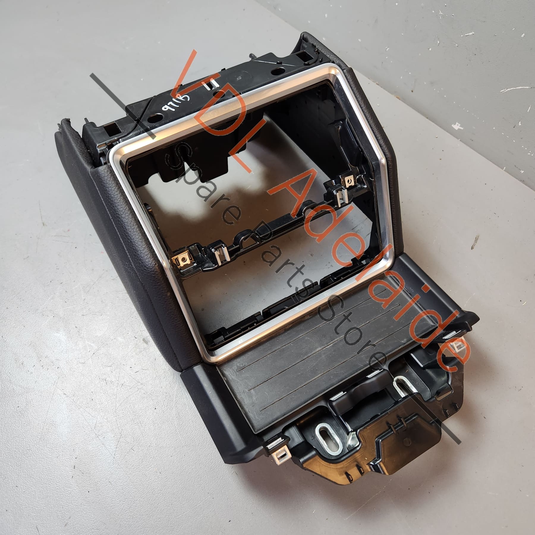 Porsche Panamera 971 2017-2020 Rear Passenger Centre Console - Image 5