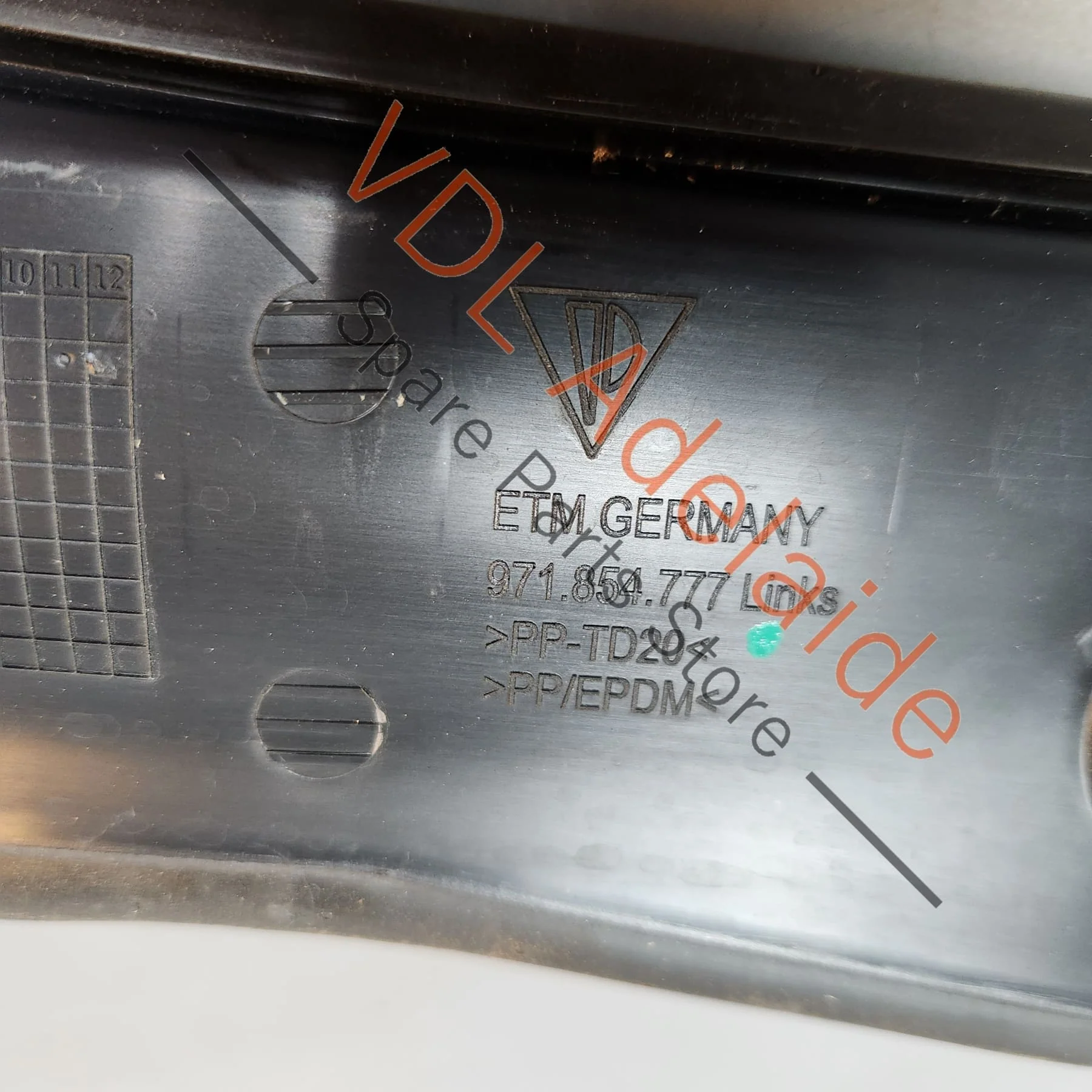 Porsche Panamera 971 Left Front Guard Wing Trim Piece for A Pillar 971854777 - Image 4
