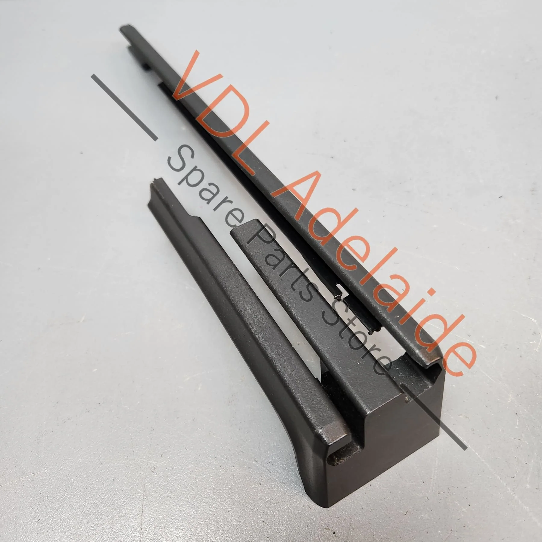 Porsche Panamera 971 Cover for Seat Guide Rail Right Rear Outer 971881480A - Image 5