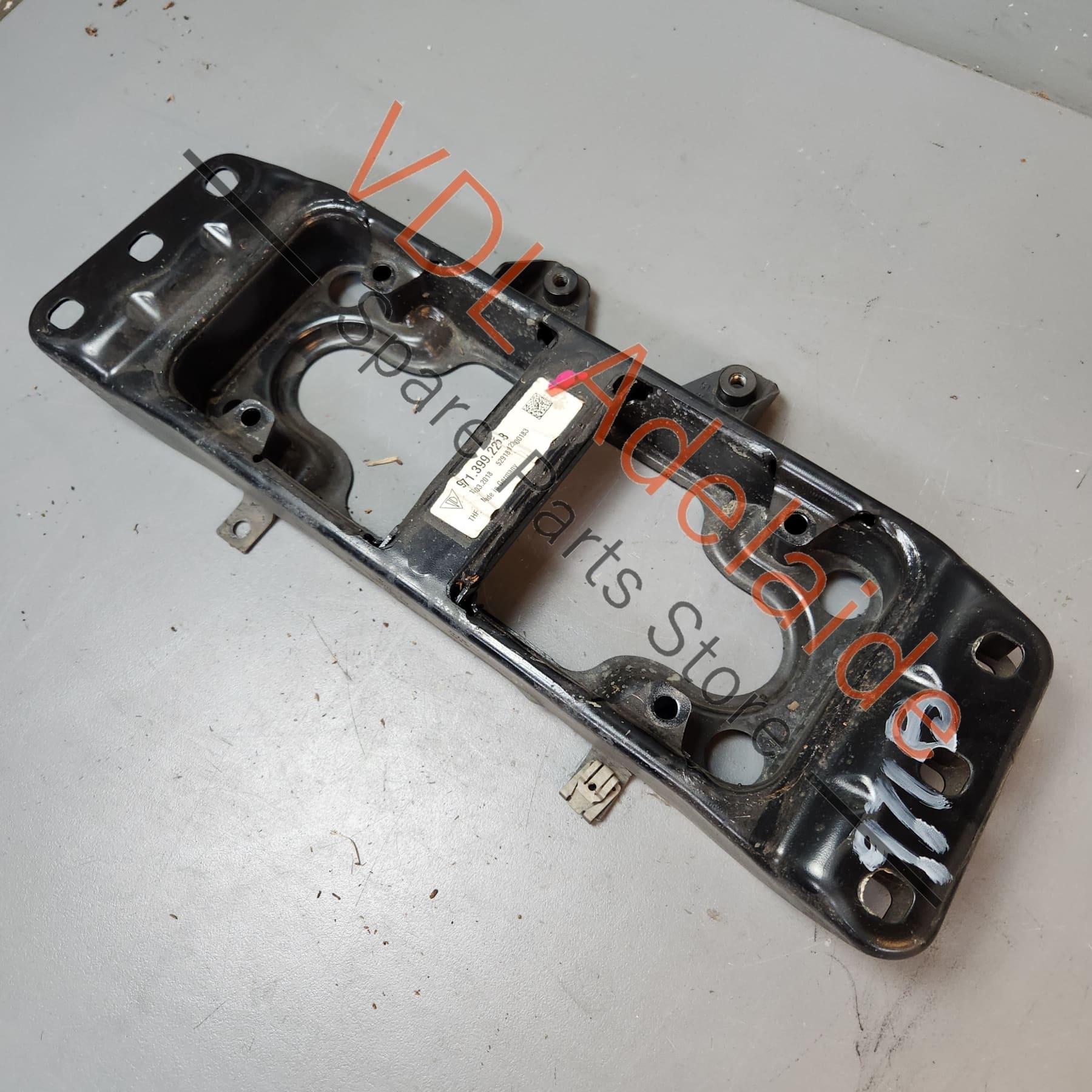 Porsche Panamera 971 Transmission Carrier Bracket Mount 9A739922701 - Image 4