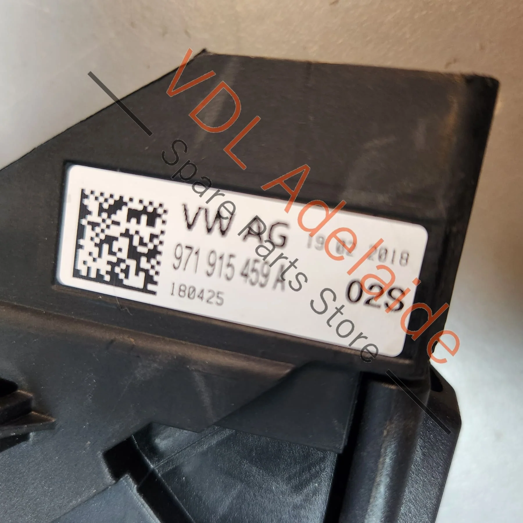 Porsche Panamera 971 Rear Fuse Board for Central Protection Pyrotechnic Battery Isolation 971915459A - Image 3