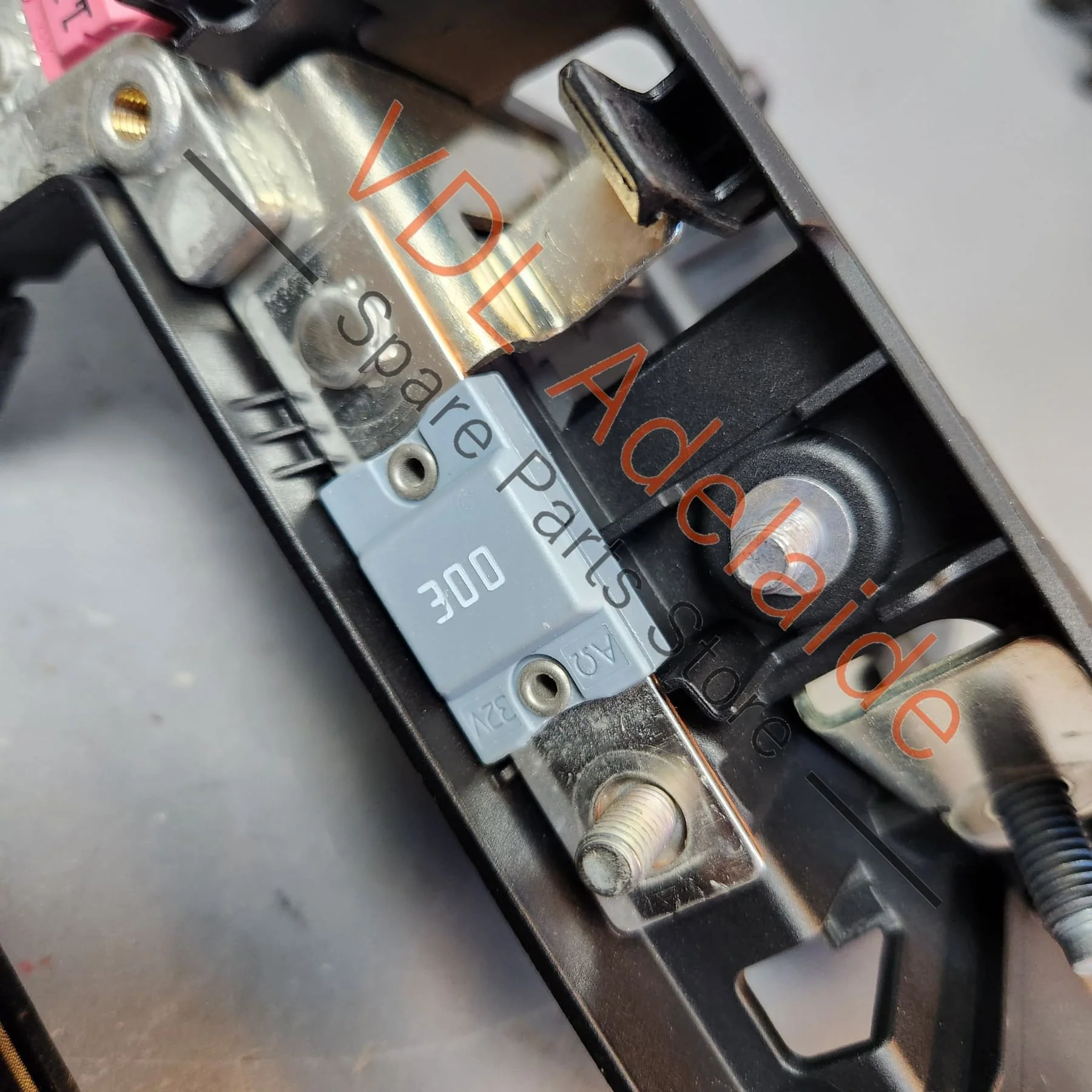 Porsche Panamera 971 Rear Fuse Board for Central Protection Pyrotechnic Battery Isolation 971915459A - Image 6