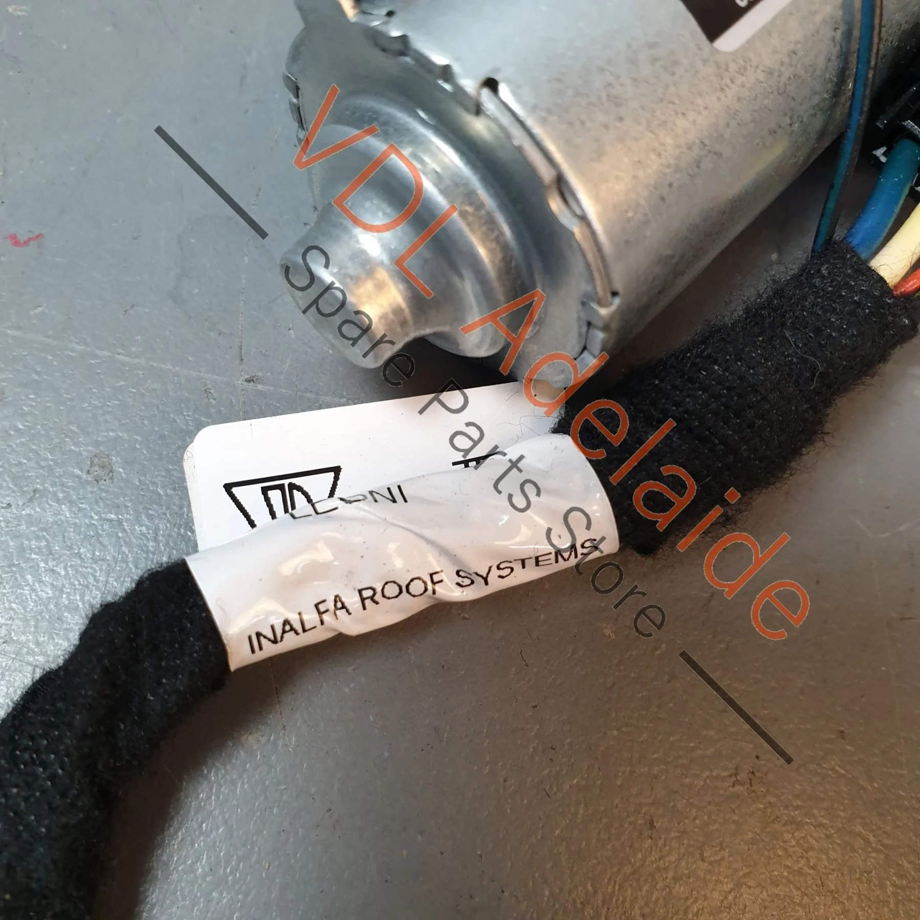 Porsche Power Sliding Roof Motor 9A795959100 - Image 5