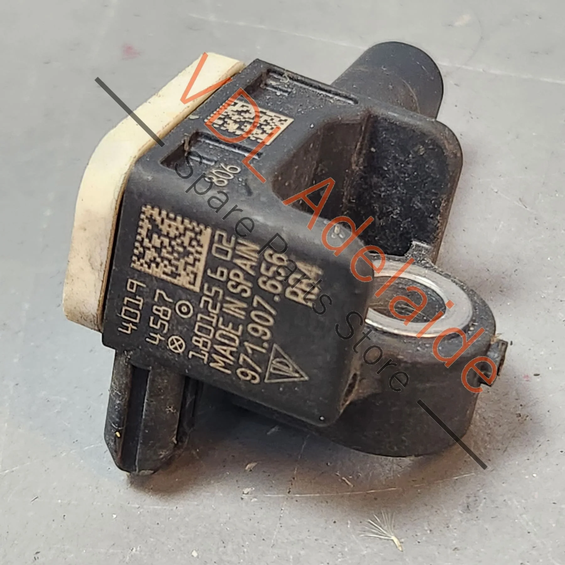 Porsche Panamera 971 Front or Rear Suspension Acceleration Sensor 971907656 - Image 4