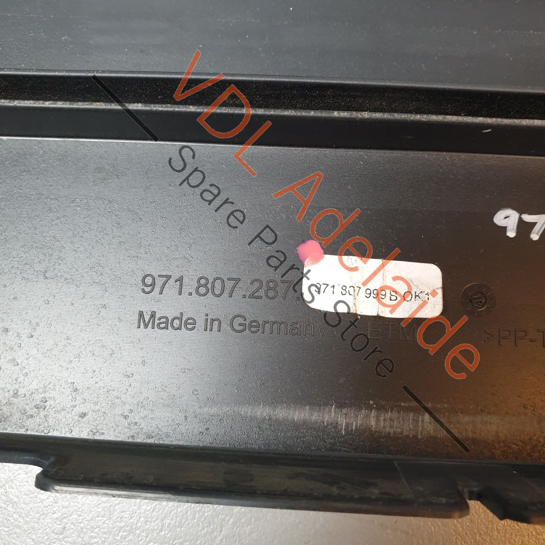 Porsche Panamera 971 Licence Number Plate Mounting bracket 971807999B - Image 2