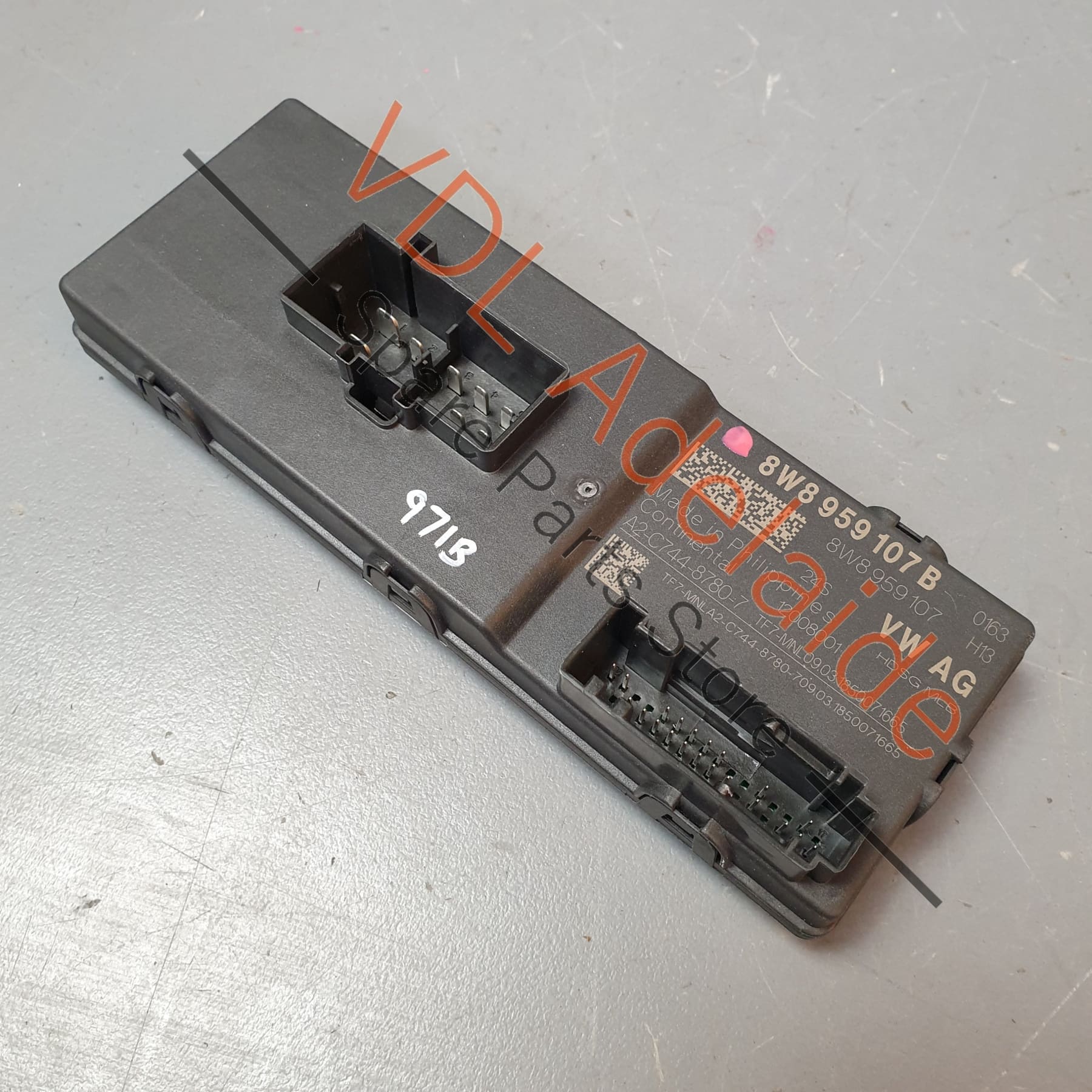 Porsche Panamera Control Unit for Tailgate 9A795910700 8W8959107B