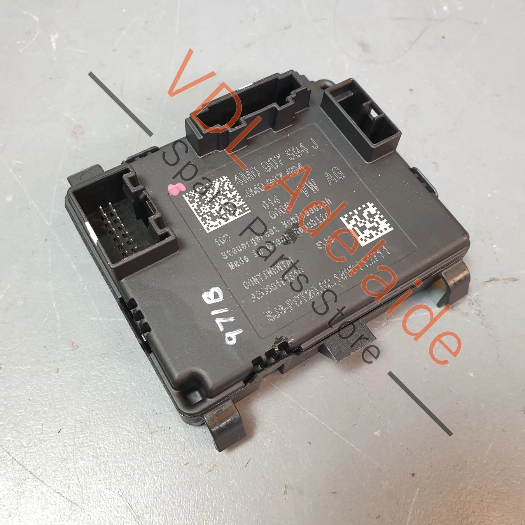 Porsche Panamera 971 Glass Sliding Roof Control Unit Front 4M0907594J - Image 3
