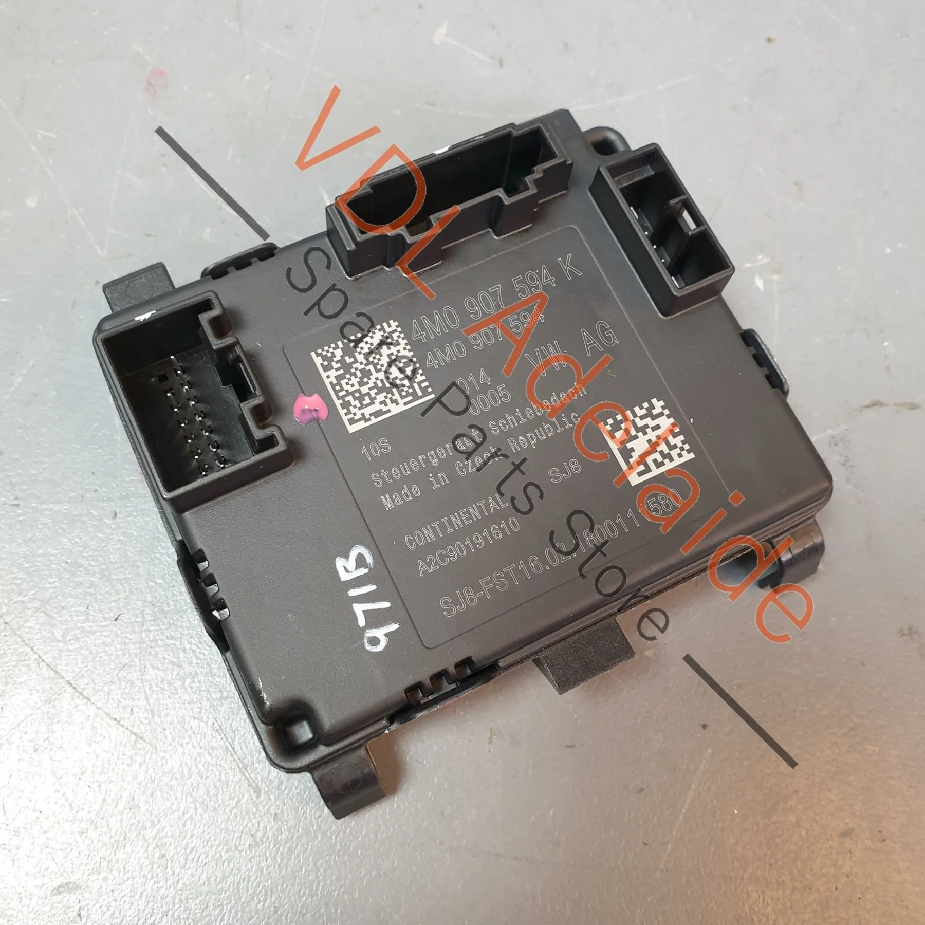 Porsche Panamera 971 Glass Sliding Roof Control Unit Rear - Image 3